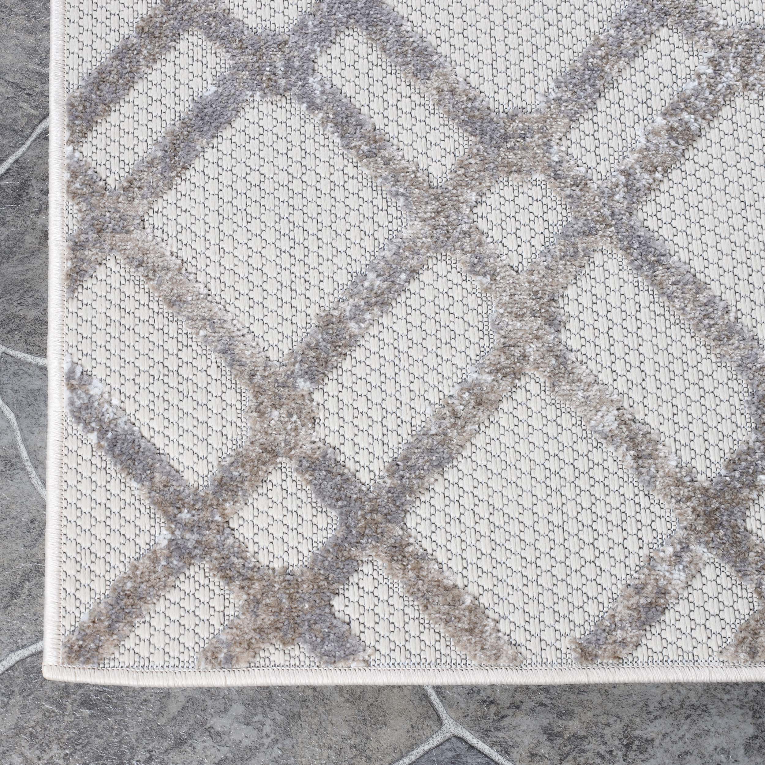 Paxson Geometric Diamond Lattice Indoor Outdoor Area Rug - Non-Slip Modern Floor Mat for Living Room, Bedroom, Patio & Deck Decor