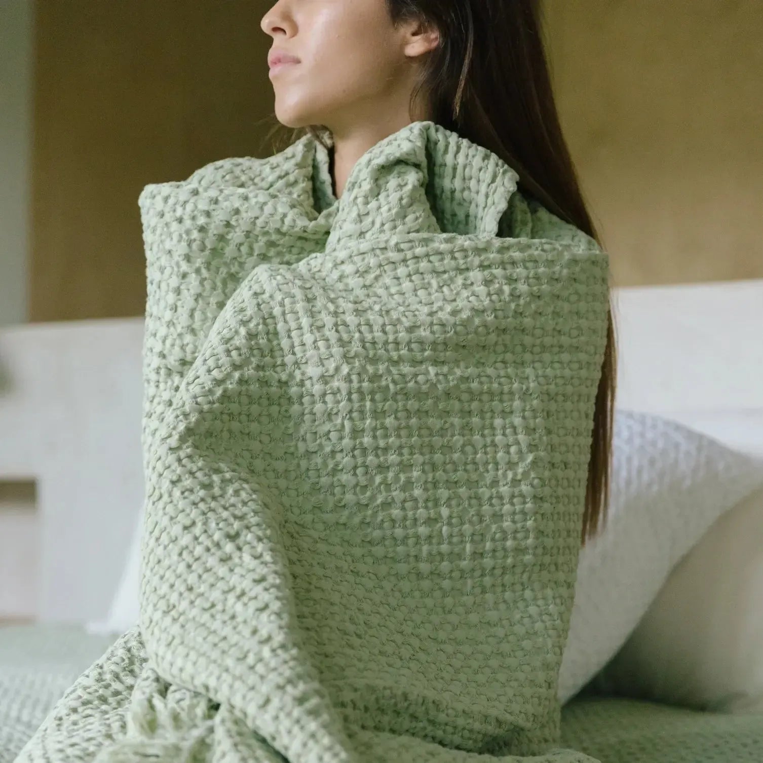 Santa Luzia Waffle Bedspread - Soft Textured Khaki Green Blanket for Bedroom Decor | Cozy Throw for Living Room, Dorm & Guest Room
