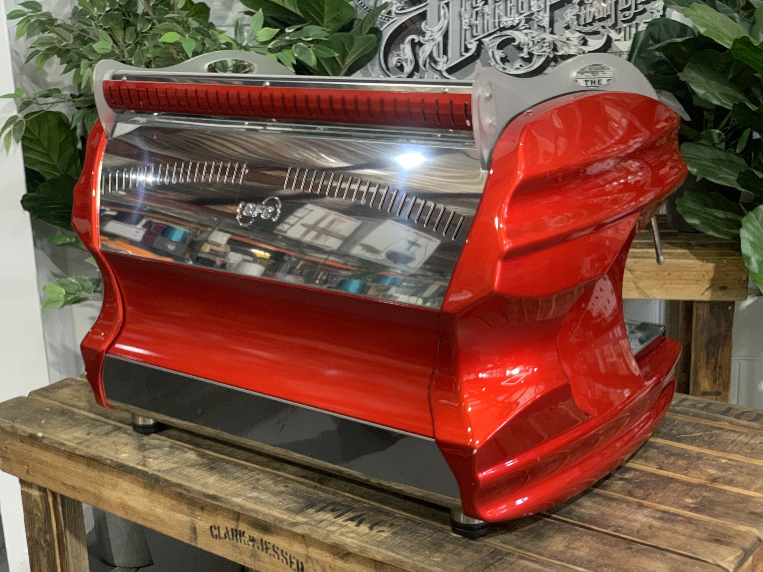 BFC Lira 2 Group Commercial Espresso Machine - Professional Red Coffee Maker for Cafes & Restaurants | Perfect for High-Volume Brewing & Latte Art