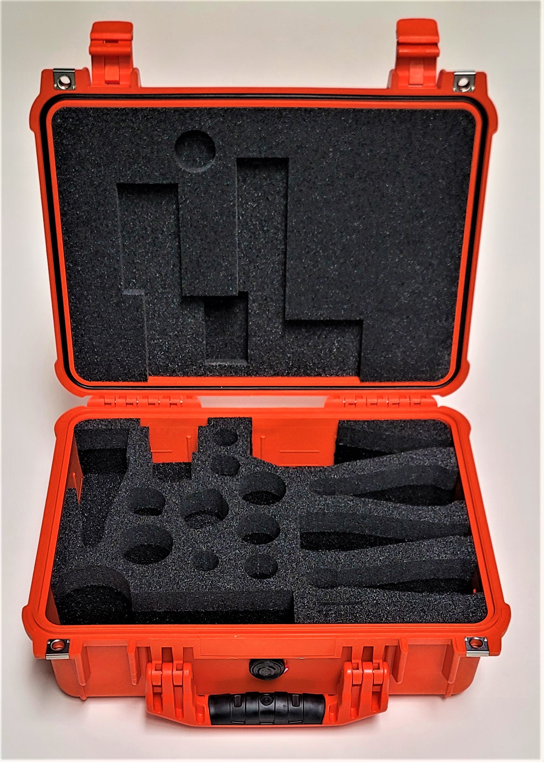 Pelican Pro Pack Case - Durable Waterproof Hard Shell Protective Case for Travel, Camping & Outdoor Gear - Shockproof & Crushproof Storage Solution