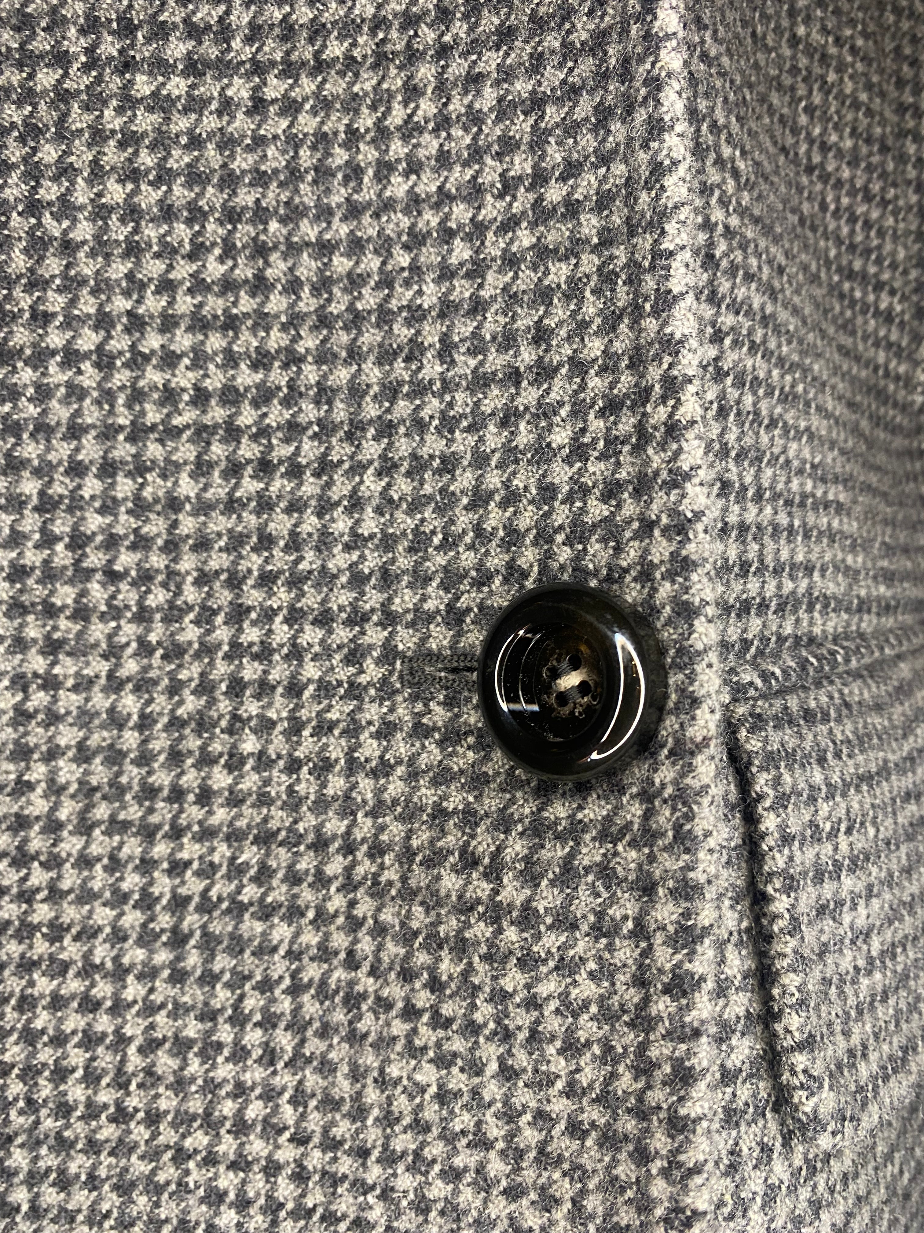 Stylish Houndstooth Wool Jacket for Women & Men - Classic Checkered Pattern, Warm Winter Coat - Perfect for Office, Dating & Outdoor Activities