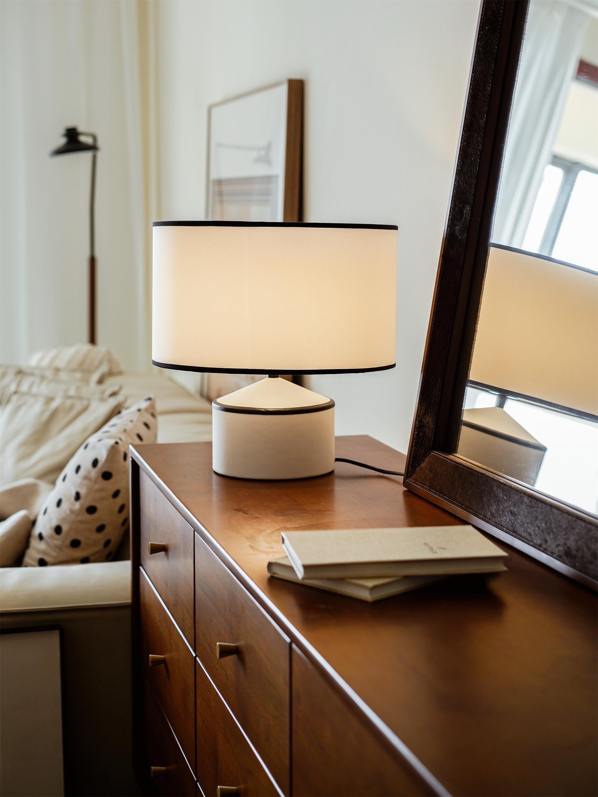 Modern Cyls Table Lamp - Adjustable LED Desk Light with USB Port for Home Office, Bedroom & Study - Perfect for Reading, Working & Nightstand Lighting