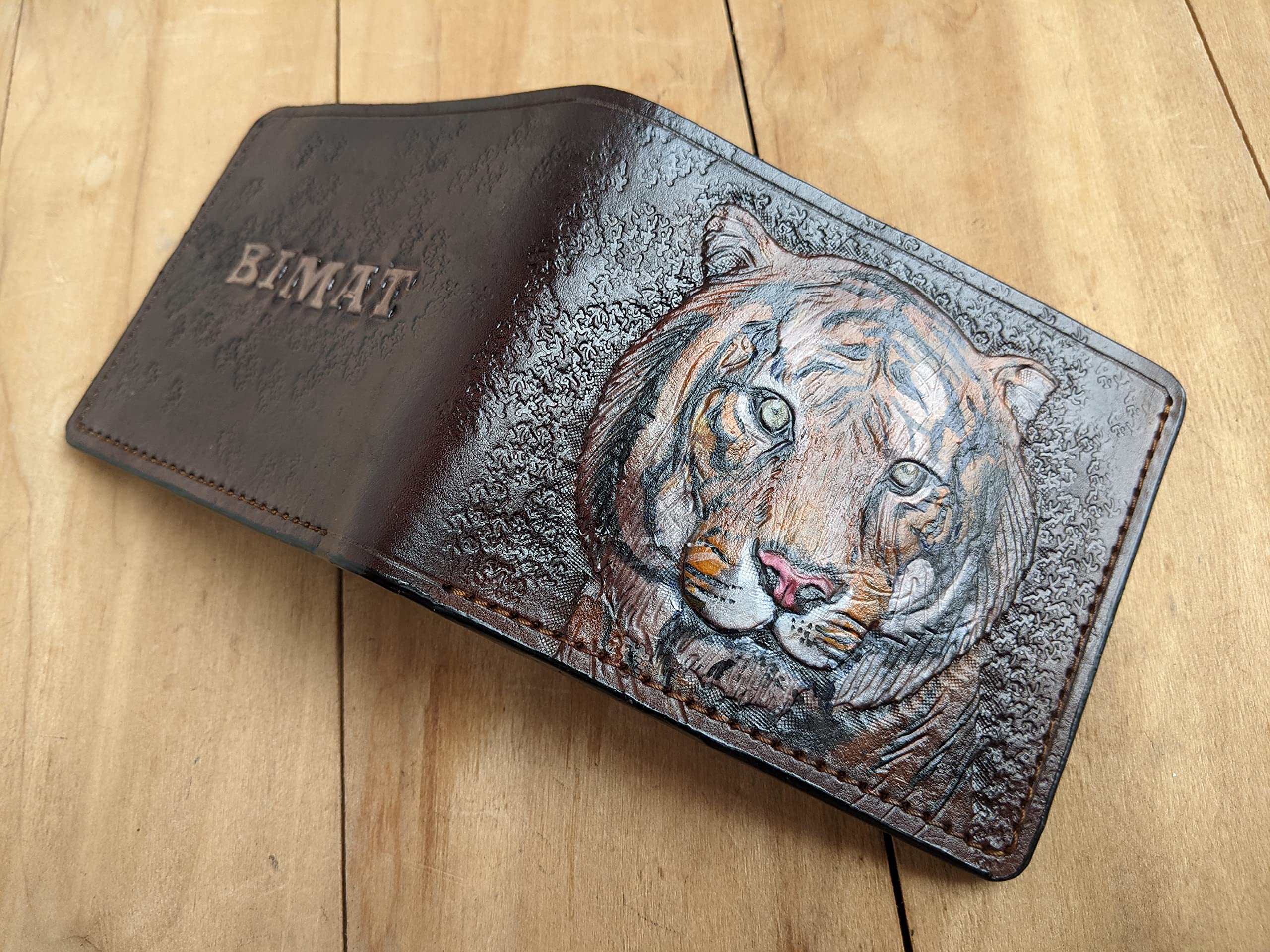 Bengal Tiger & Siberian Tiger Men's 3D Genuine Leather Bifold Wallet - Handmade Carved Tooled Airbrush Art Custom Personalized Wallet for Men - Perfect Gift for Father's Day, Birthday & Daily Use