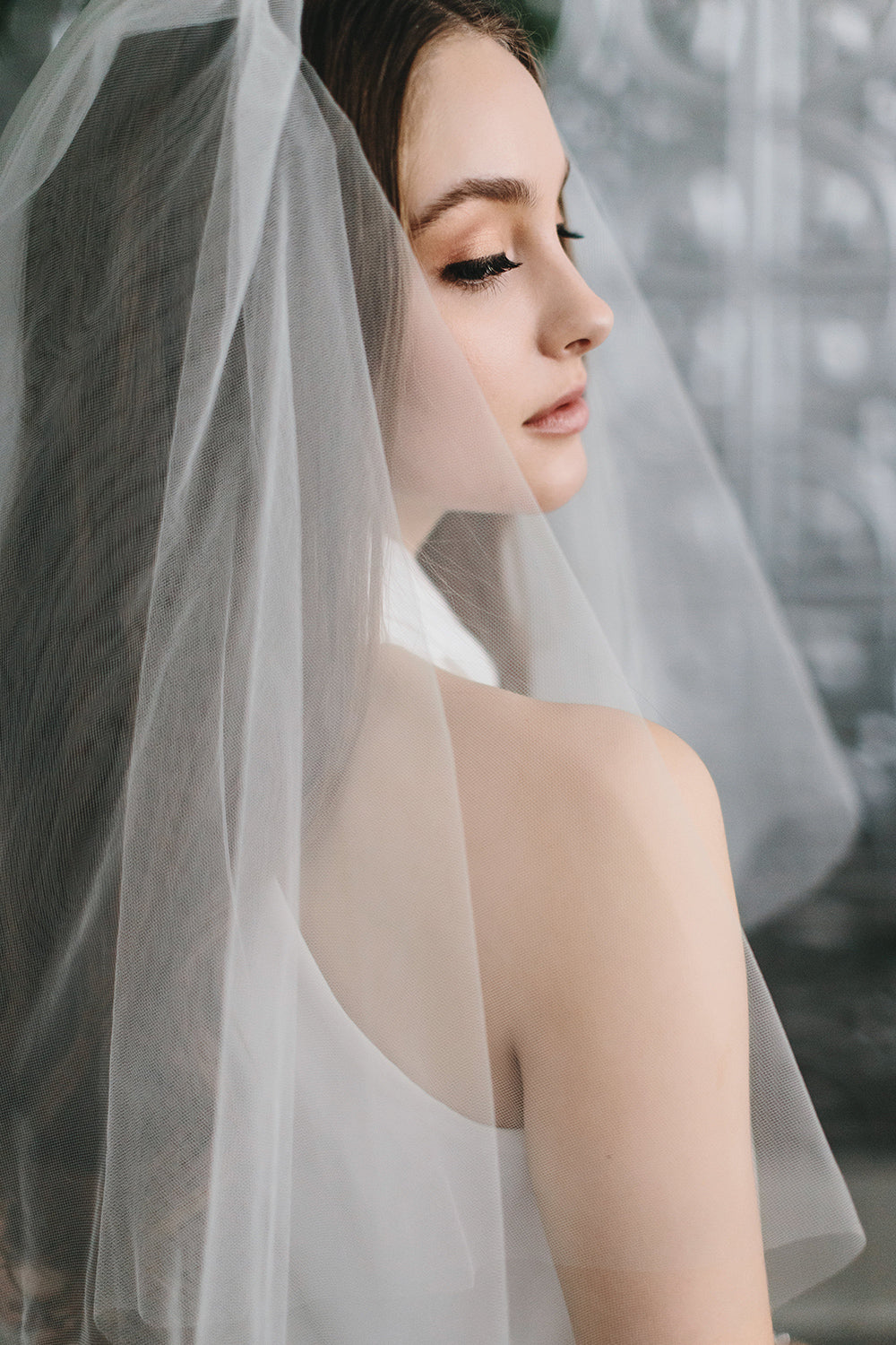 2 Layer Cut Edge Wedding Veil - Elegant Bridal Accessory for Ceremony, Photos & Reception | Perfect for Church, Beach & Outdoor Weddings