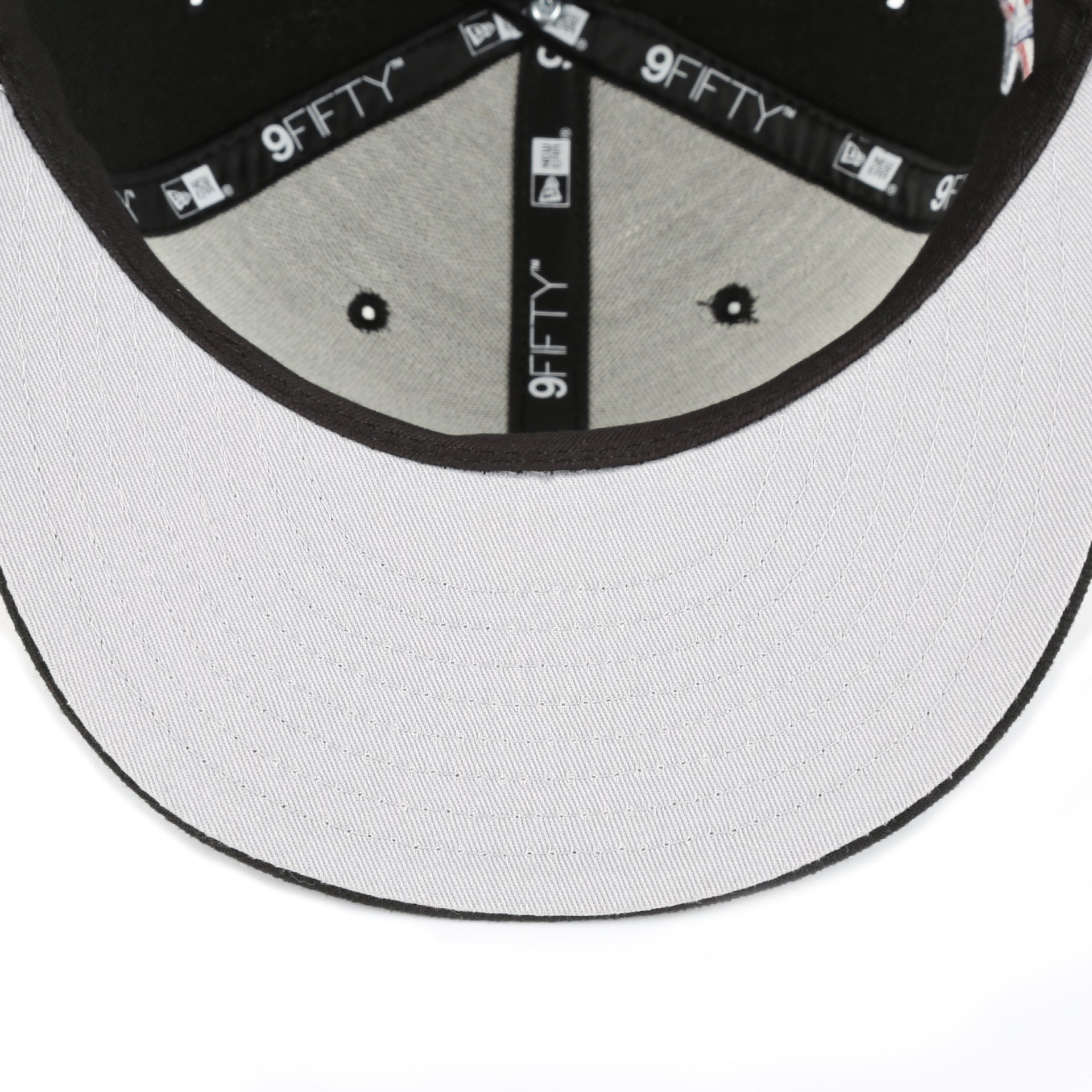 New Era 9Fifty Pittsburgh Pirates Snapback Hat - Adjustable Baseball Cap for Men & Women - Perfect for Games, Streetwear & Casual Outfits