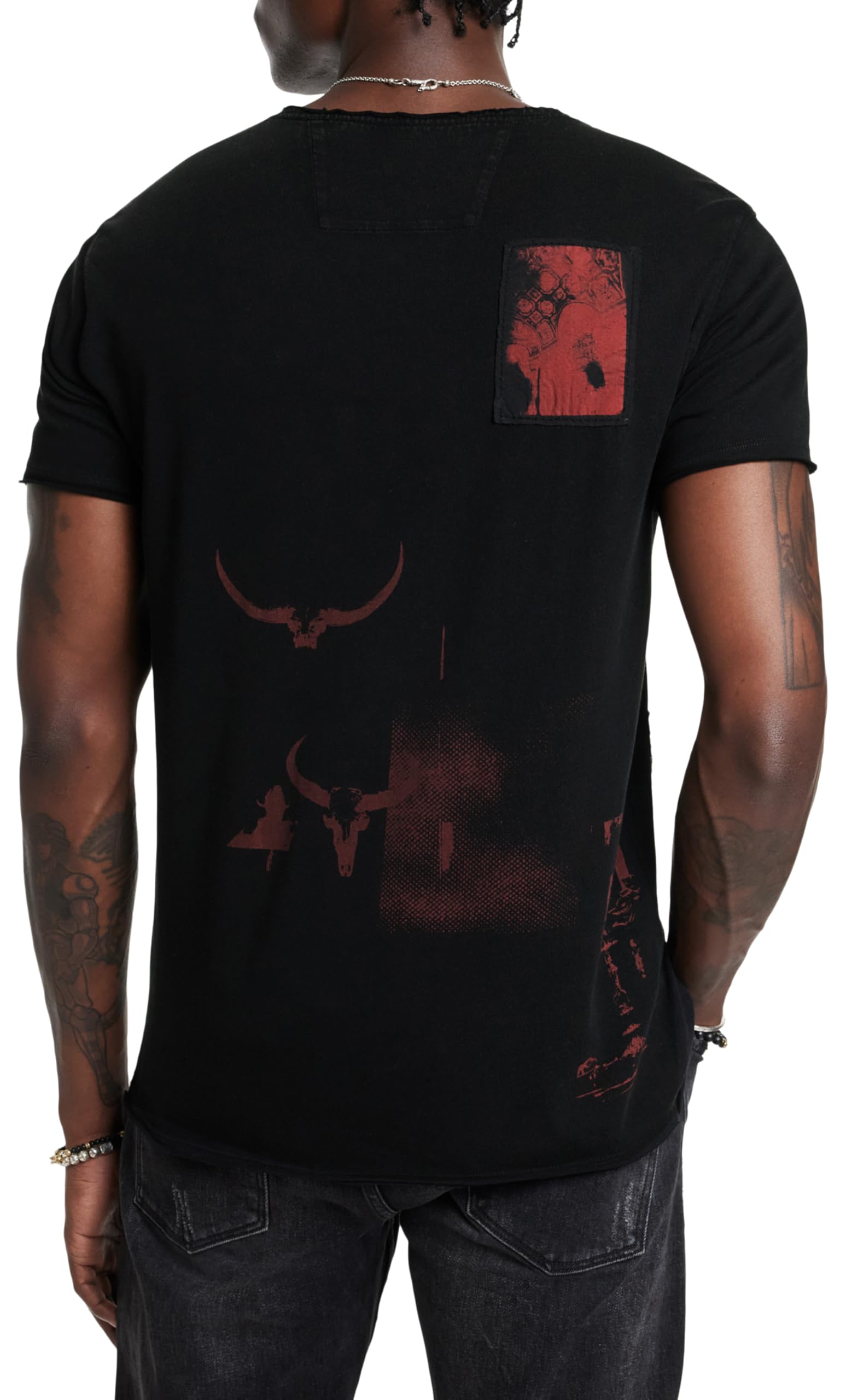 John Varvatos Men's Patch Tee - Stylish Graphic T-Shirt for Casual Wear & Street Fashion | Perfect for Everyday Outfits, Parties & Date Nights