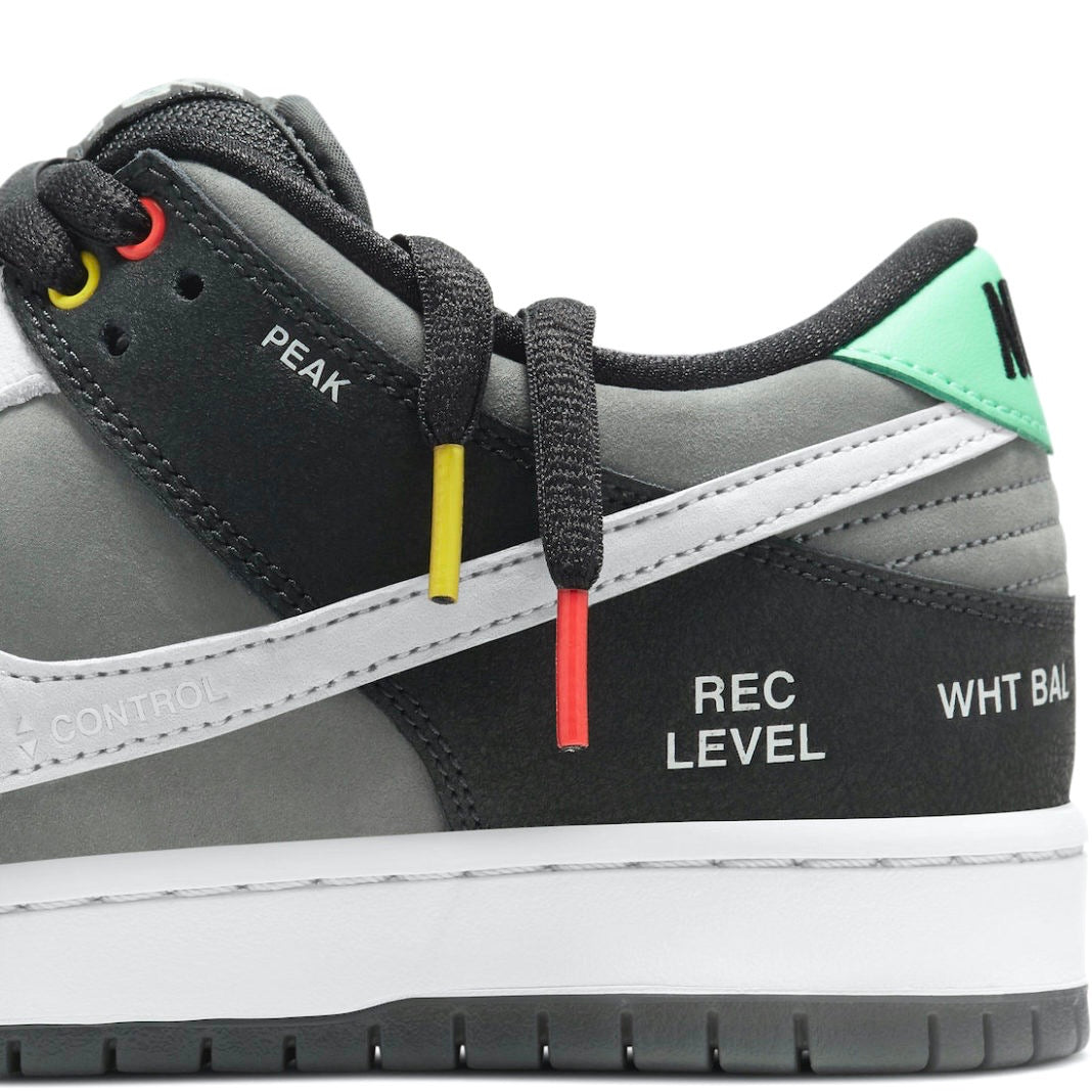 Nike SB Dunk Low VX1000 Skateboarding Shoes - Men's Casual Sneakers for Streetwear & Skateboarding | Perfect for Urban Fashion & Skate Park Performance