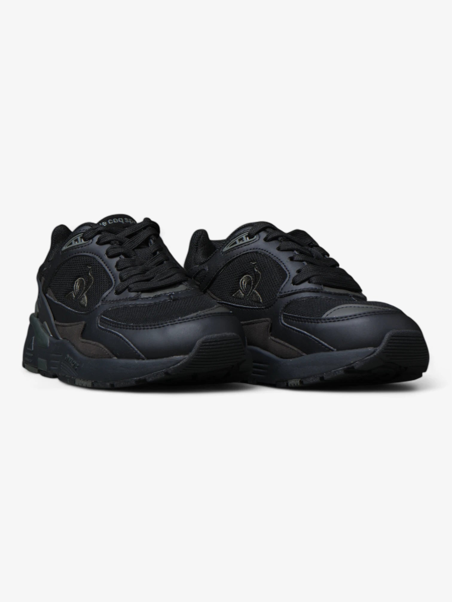 Le Coq Sportif R1100 Classic Sneakers - Black & Dark Green | Retro Running Shoes for Men & Women | Perfect for Casual Wear, Gym & Street Style