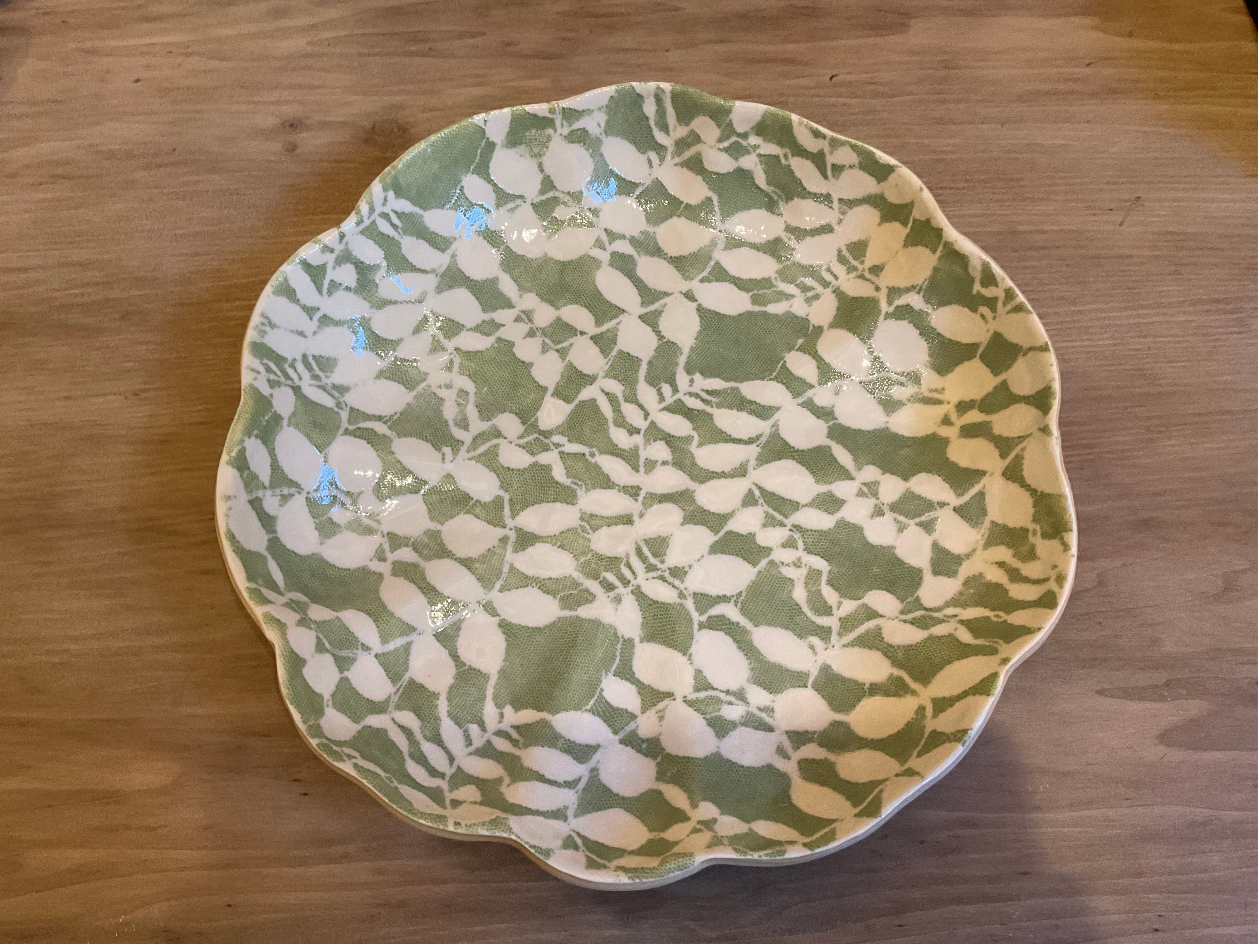 Premium Large Scallop Bowl Set - Elegant Citrus Aspen Design - Perfect for Serving Salads, Desserts & Appetizers at Dinner Parties & Family Gatherings
