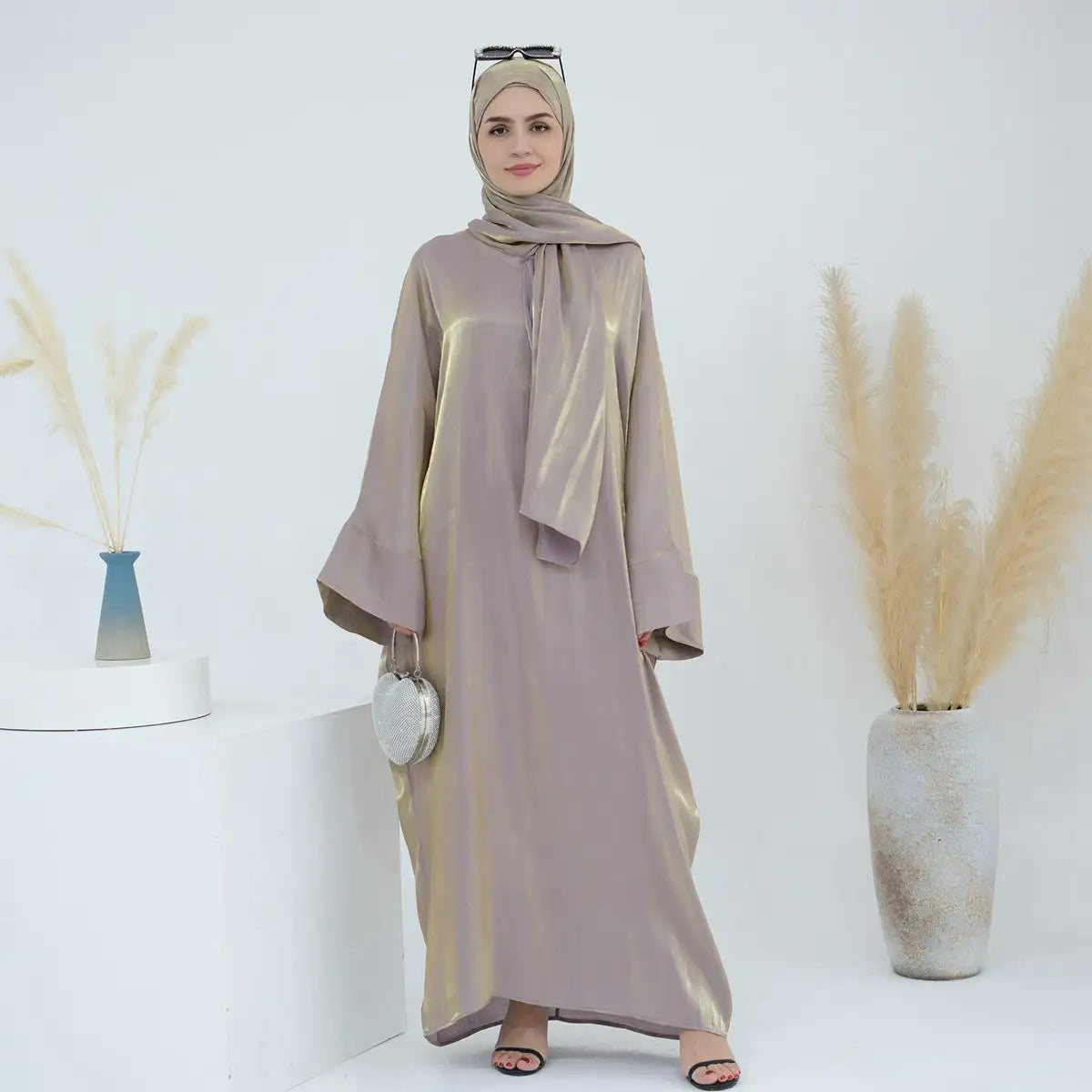Elegant Muslim Women Abaya Dress - Modest Islamic Prayer Dress for Women - Perfect for Prayer, Mosque, and Special Occasions