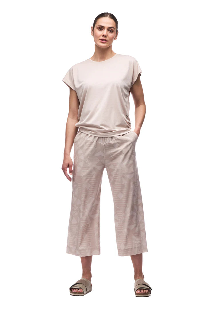 BERGA Women's Fashion Tops - Trendy & Comfortable Blouses for Casual Wear, Office, and Everyday Outfits