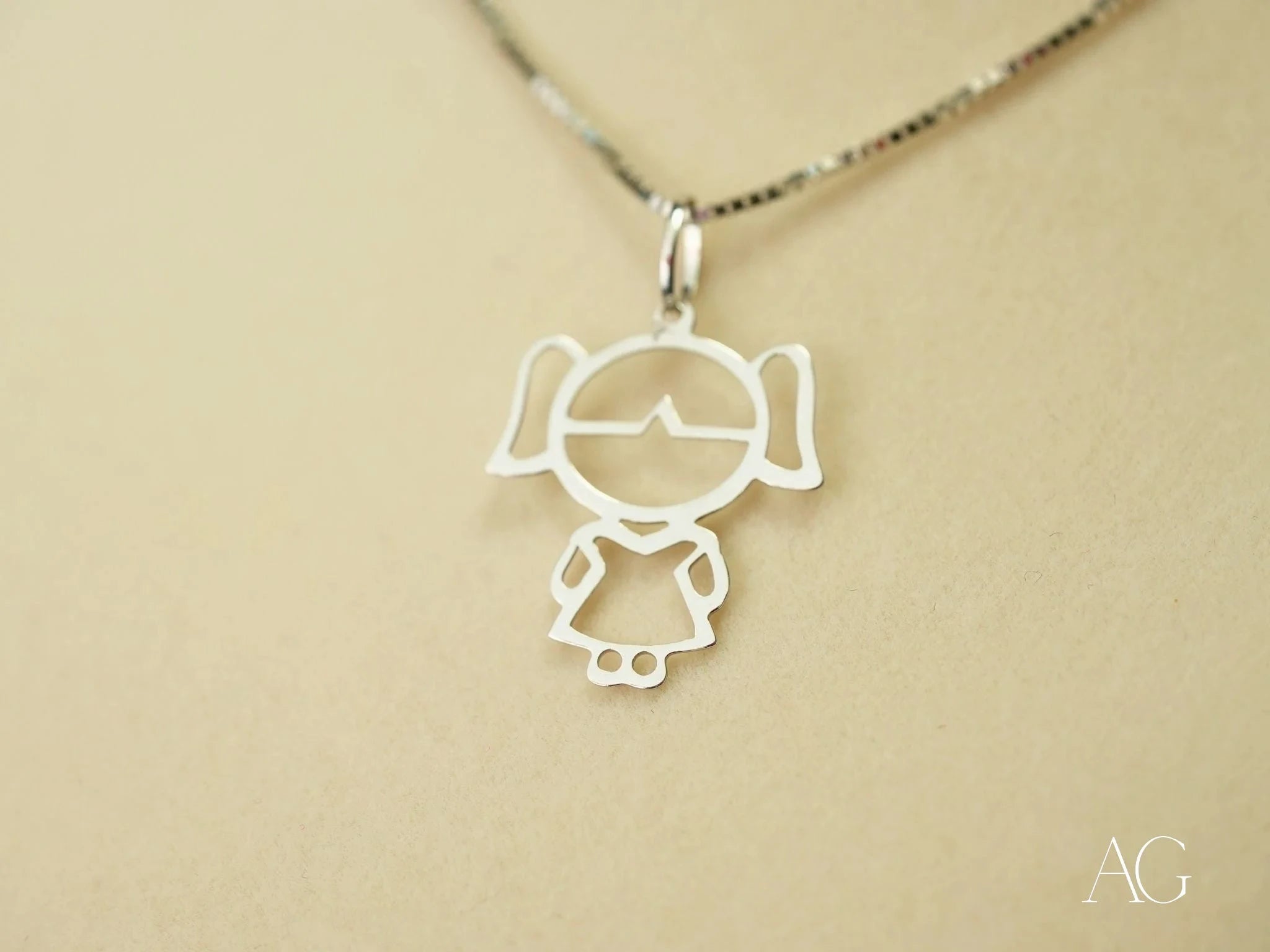18K Yellow or White Gold Doll Girl Pendant Necklace - Elegant Jewelry Gift for Women & Girls - Perfect for Birthdays, Anniversaries & Special Occasions