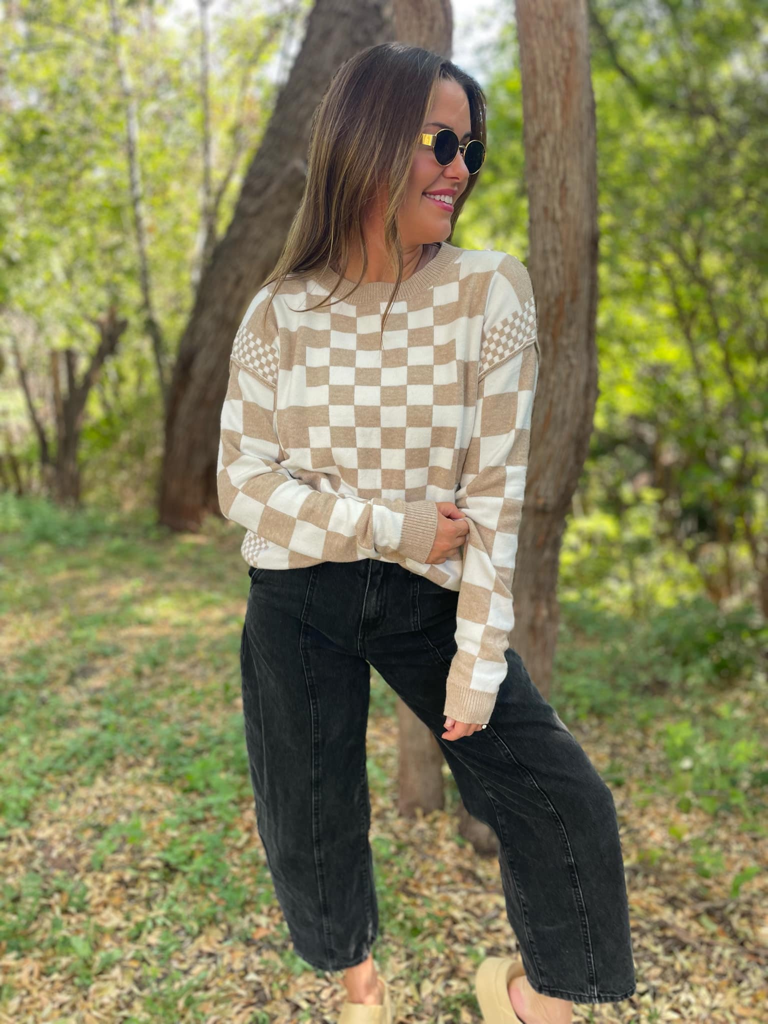 PREORDER: Stylish Checkered Sweater for Women & Men - 4 Color Options - Cozy Knit Pullover for Fall & Winter Fashion - Perfect for Casual Outfits, Office Wear & Holiday Gatherings