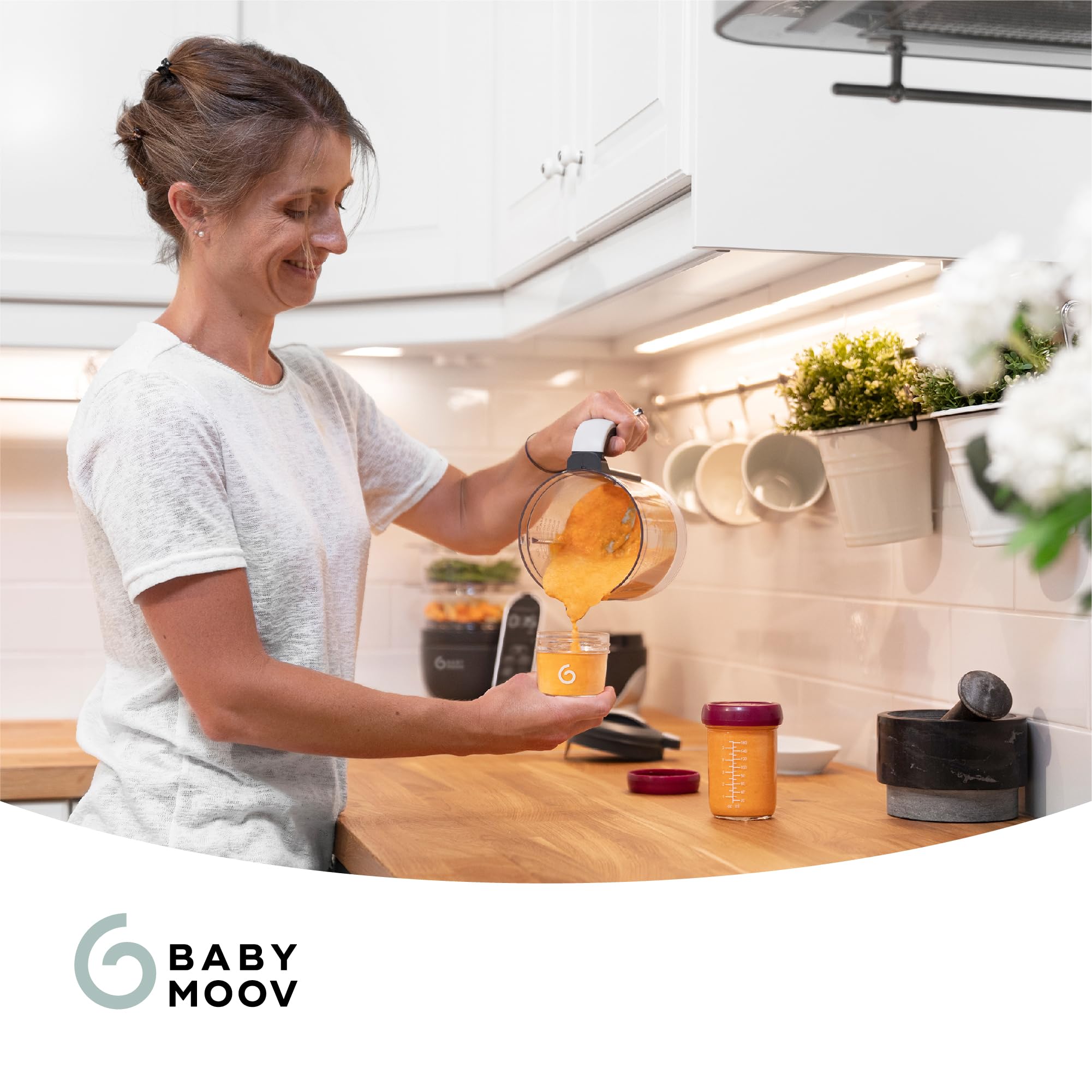 Babymoov 4-Pack 8oz Baby Food Glass Jars - BPA-Free, Leakproof Storage Containers for Baby Puree & Snacks | Microwave, Freezer & Dishwasher Safe | Perfect for Baby Registry, Meal Prep & On-the-Go Feeding