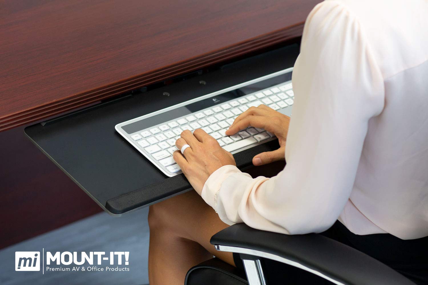 Mount-It! Ergonomic Under Desk Keyboard Tray with Gel Wrist Rest - Adjustable Black Computer Keyboard & Mouse Platform for Home Office, Gaming & Workspace Comfort