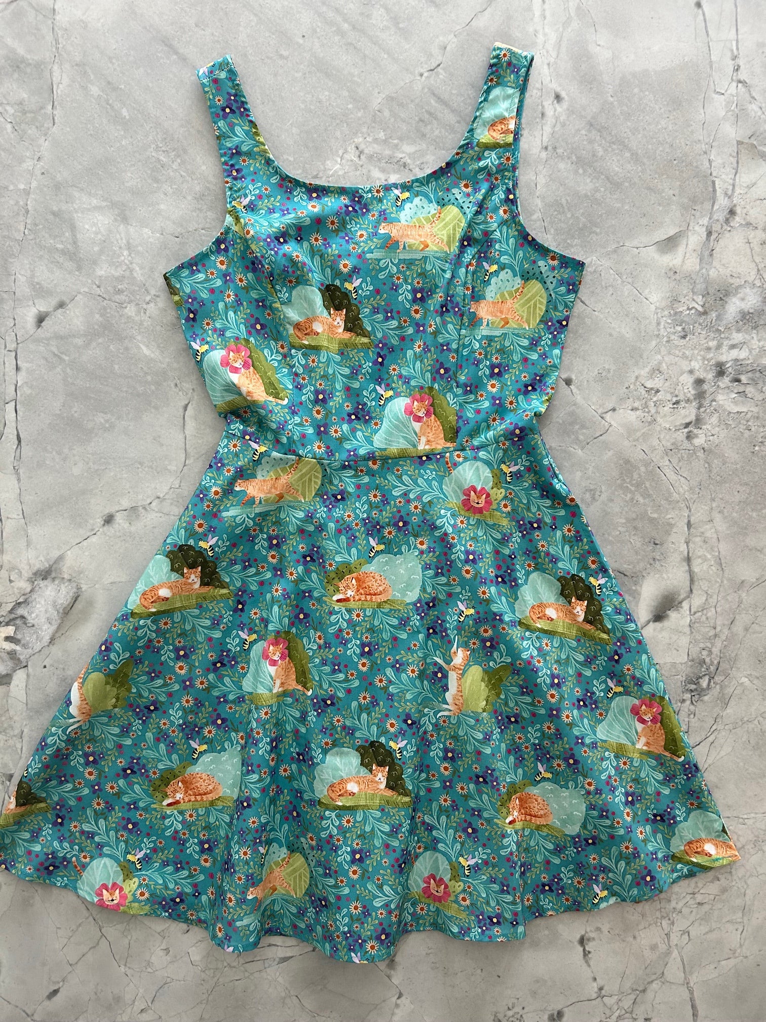 Stylish Cats Print Skater Dress for Women - Perfect for Casual Outings, Parties, and Everyday Wear