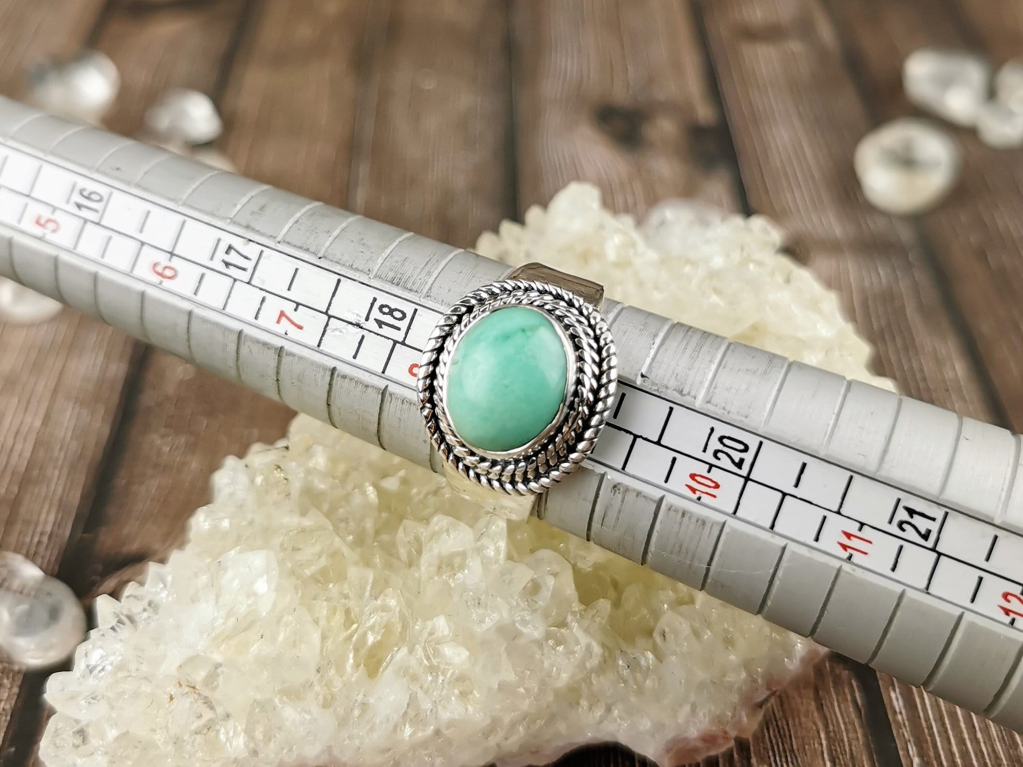 Natural Chrysoprase Gemstone Ring - Elegant Horizontal Oval Cut for Women | Perfect for Everyday Wear, Gift Giving & Special Occasions