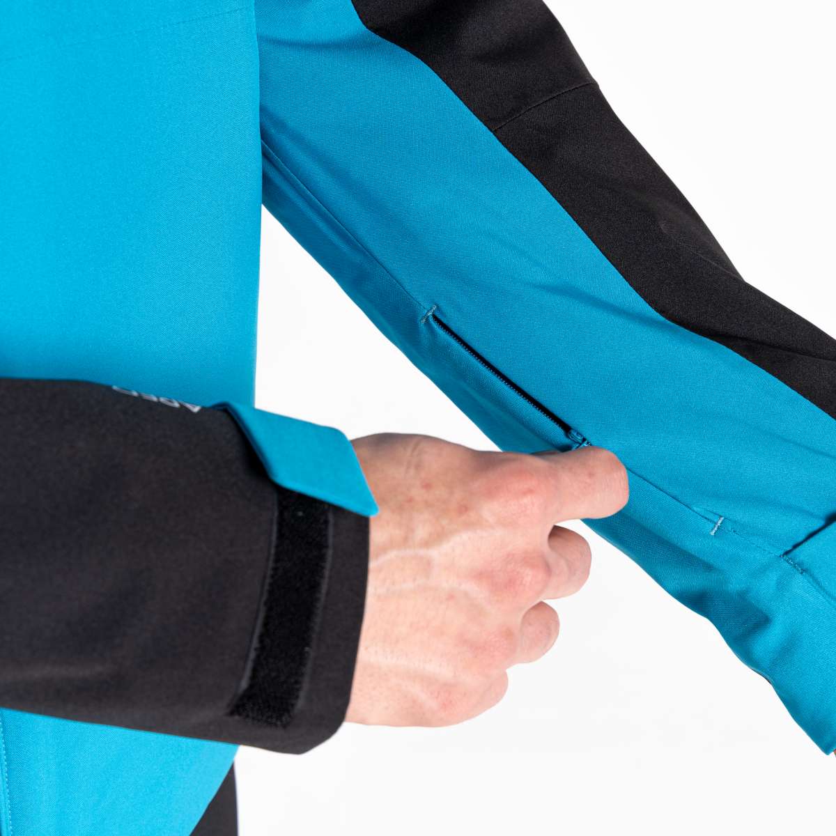 Dare2B Remit Insulated Jacket for Men & Women - Waterproof Winter Coat with Thermal Lining (2022-2023 Edition) - Perfect for Skiing, Snowboarding & Cold Weather Outdoor Activities