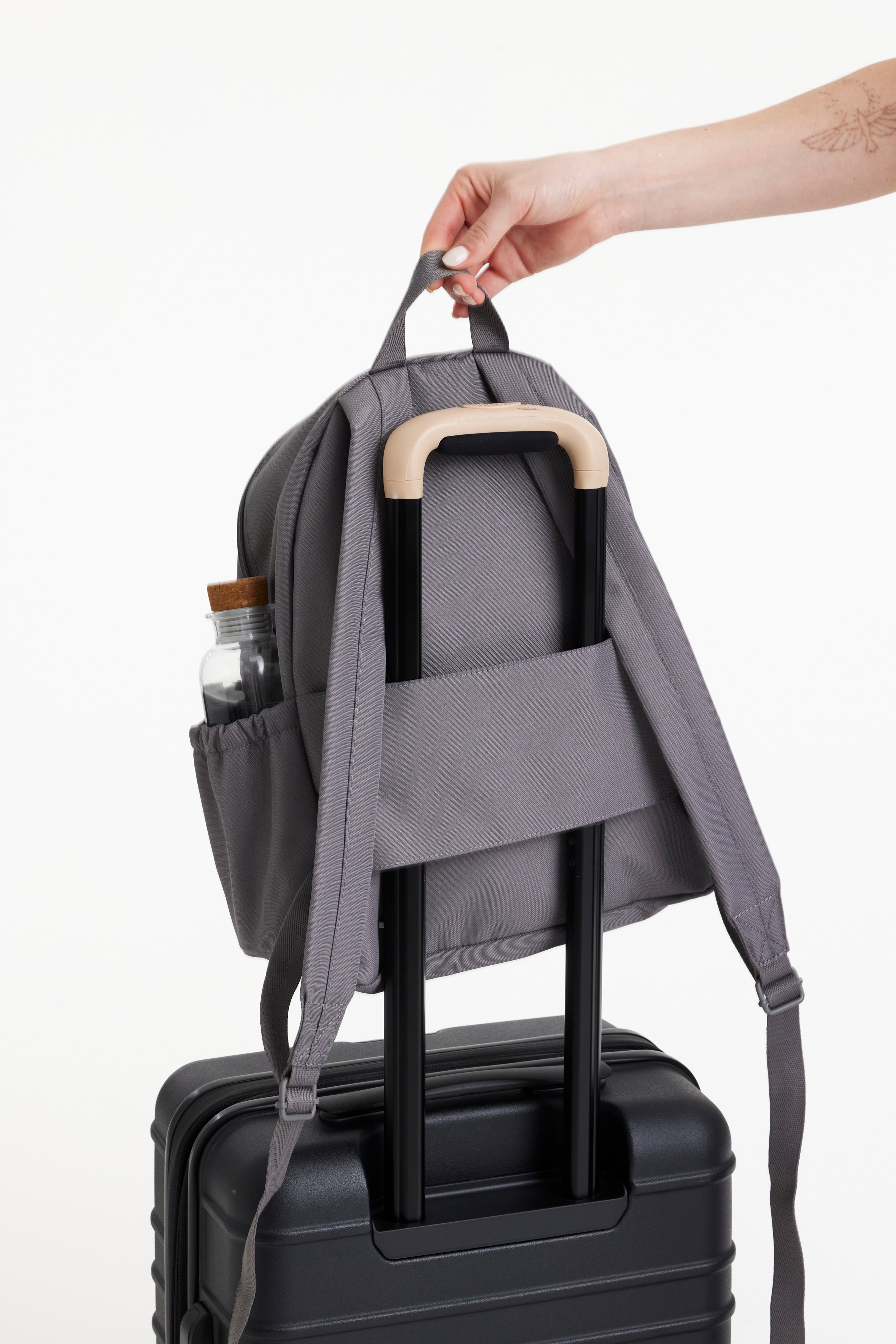 The BÉISics Backpack - Stylish Grey Laptop Backpack for Women & Men | Water-Resistant Travel Backpack for Work, School & Commuting