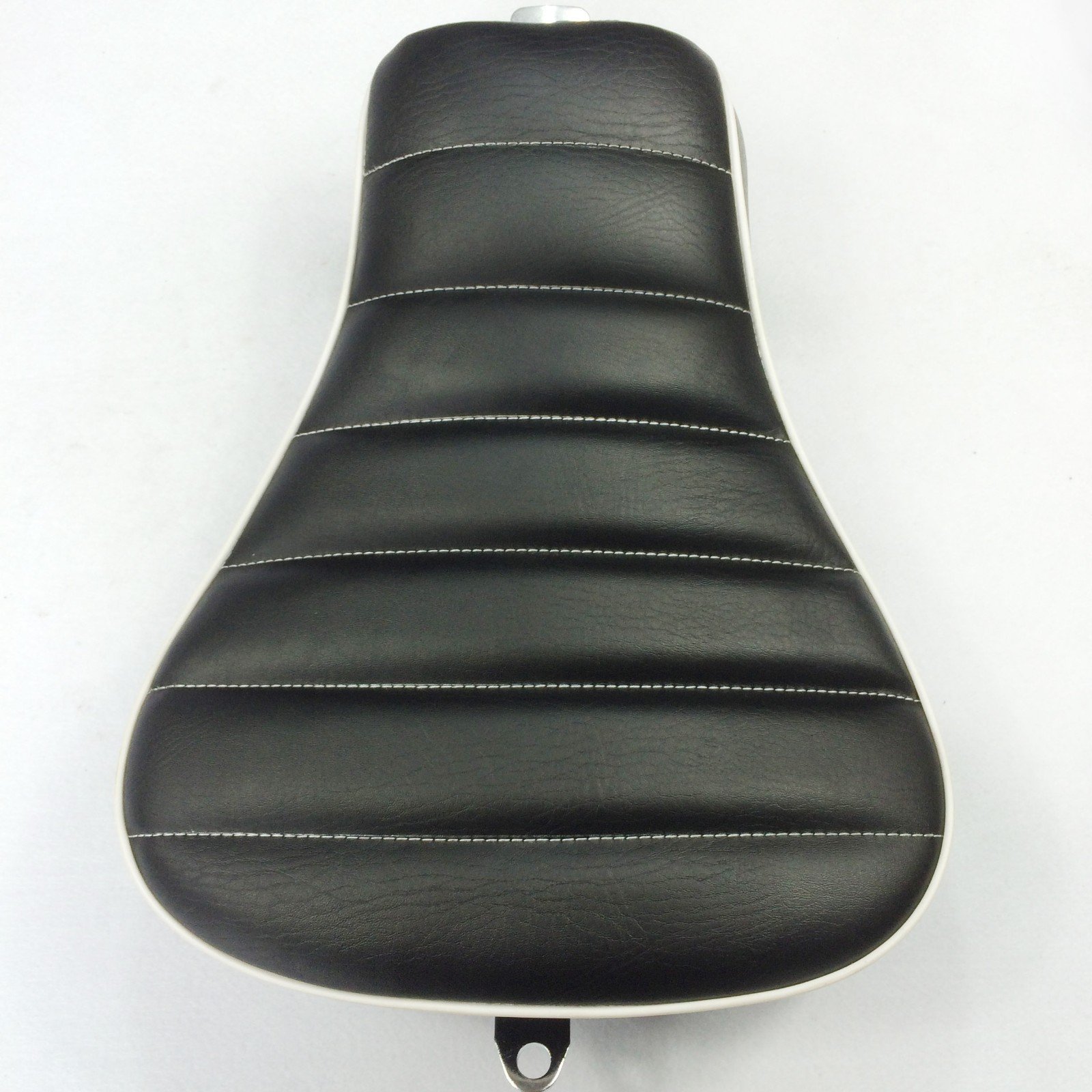 Custom Black Front Solo Driver Cross Stripe Leather Seat for Harley-Davidson XL1200X X48 X72 (2010-2015) - Durable Motorcycle Seat for Comfortable Cruising & Long Rides