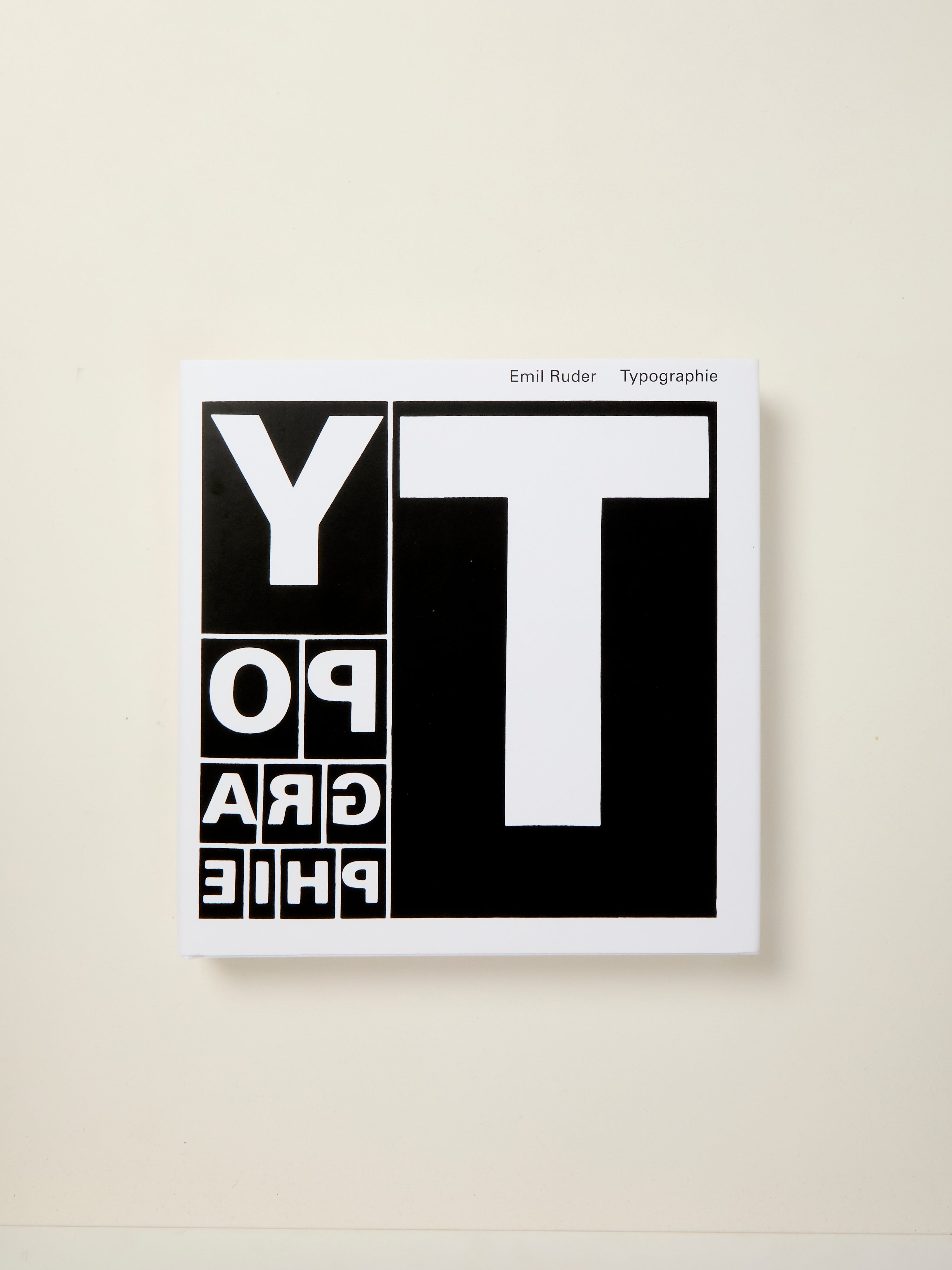 Typographie: A Manual of Design - Essential Guide for Graphic Designers & Typography Enthusiasts | Perfect for Print & Digital Projects