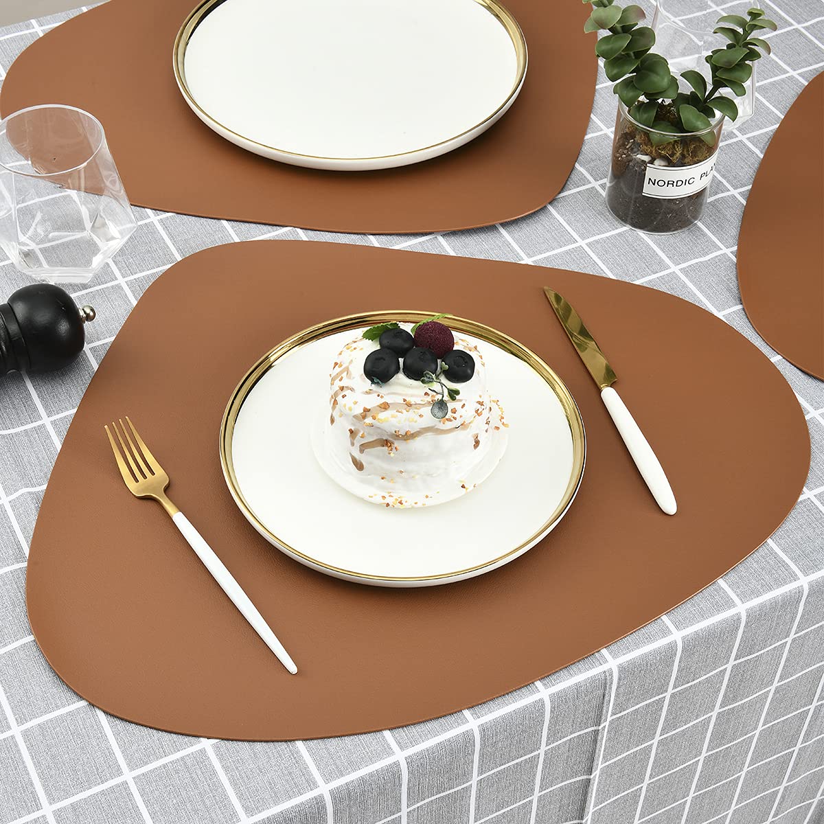 Premium Faux Leather Placemats Set of 4 - Waterproof & Heat Resistant Table Mats for Kitchen, Dining Room, Indoor & Outdoor Use - Perfect for Daily Meals, Dinner Parties, and Outdoor Entertaining