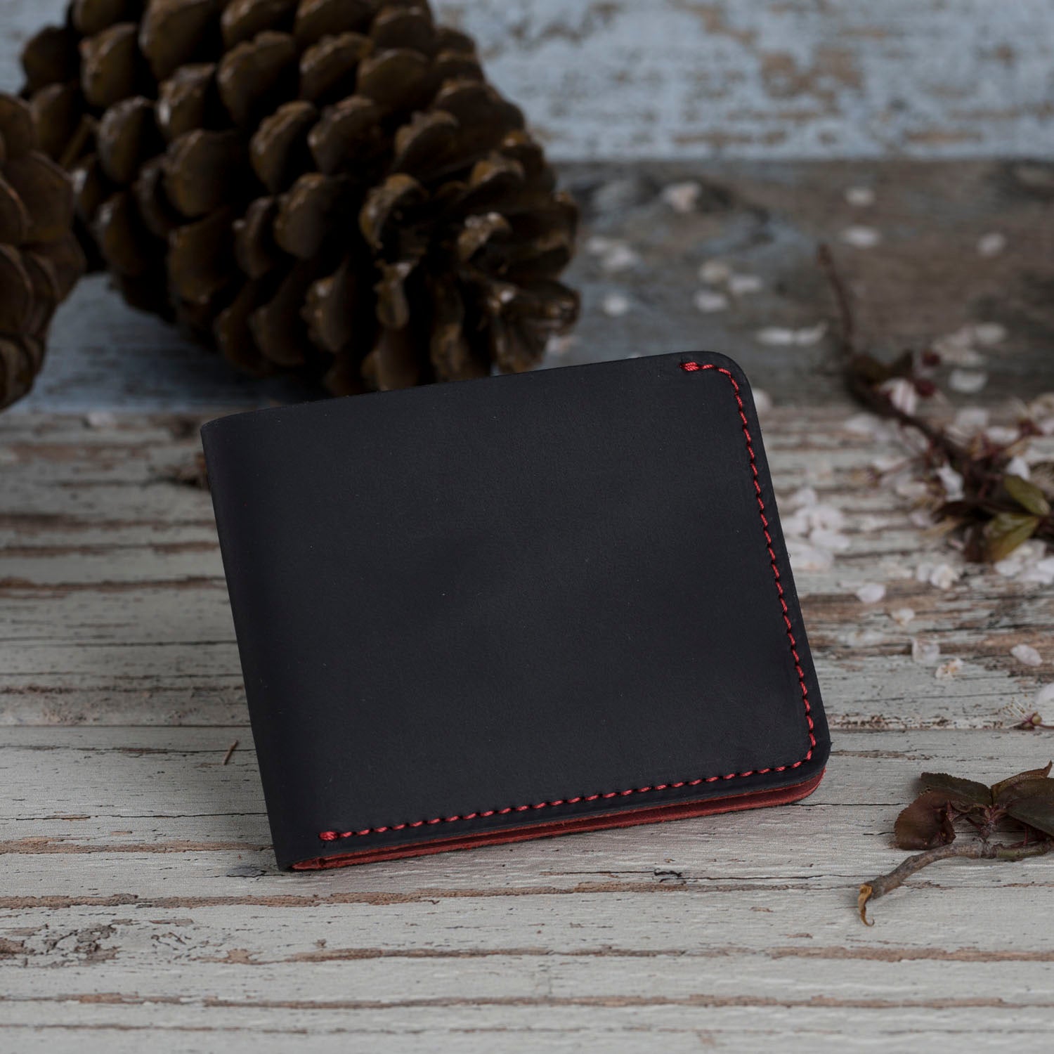 Slim Leather Wallet for Men - Red & Black RFID Blocking Minimalist Bifold Wallet - Perfect for Travel, Business & Everyday Use