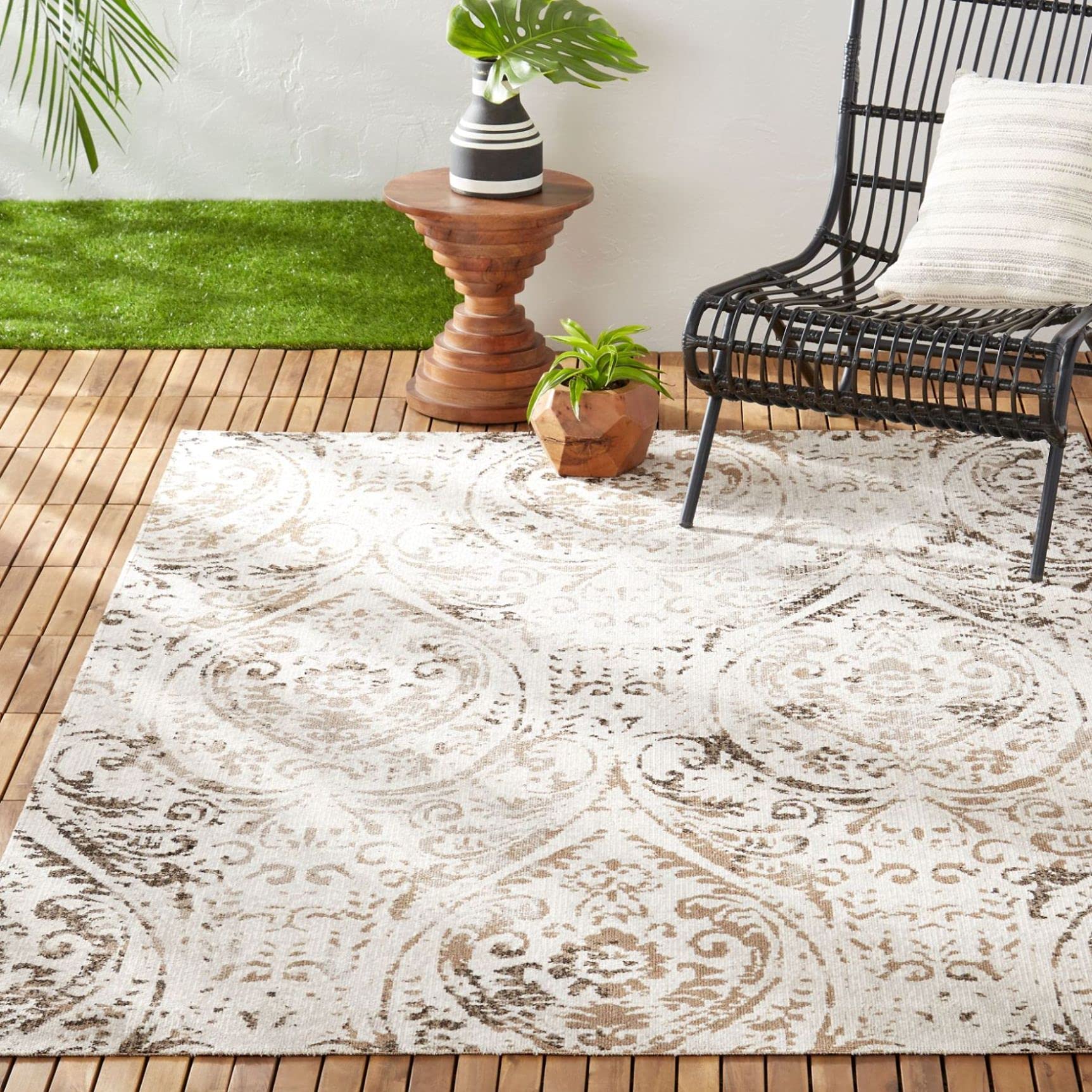Nicole Miller New York Patio Sofia Juniper Indoor Outdoor Rug - Ivory Mustard 7'9