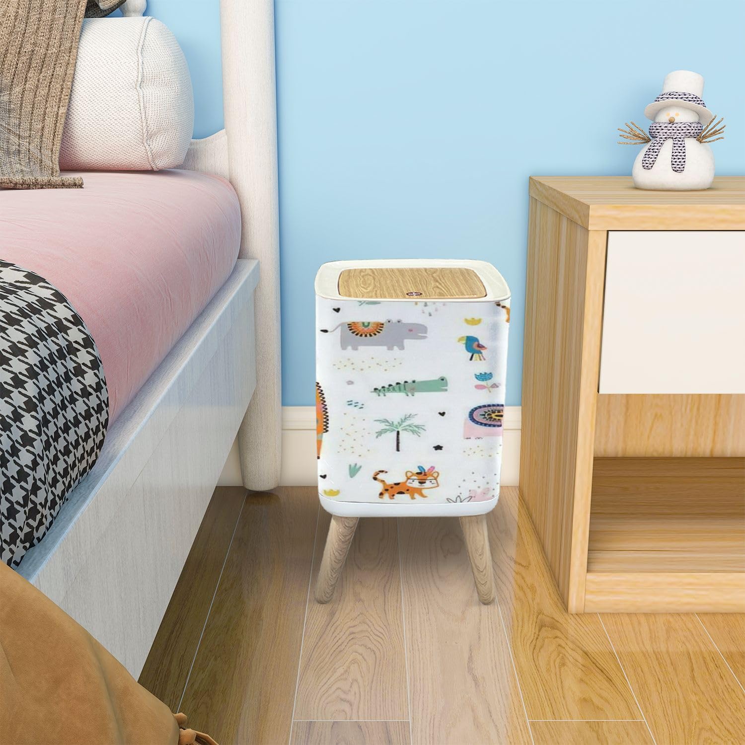 Stylish Boho Tropical Animal Print Trash Can with Lid - Dog Proof Rectangular Waste Bin for Kitchen, Bathroom, Living Room & Nursery - Perfect for Home, Office & Kids' Rooms