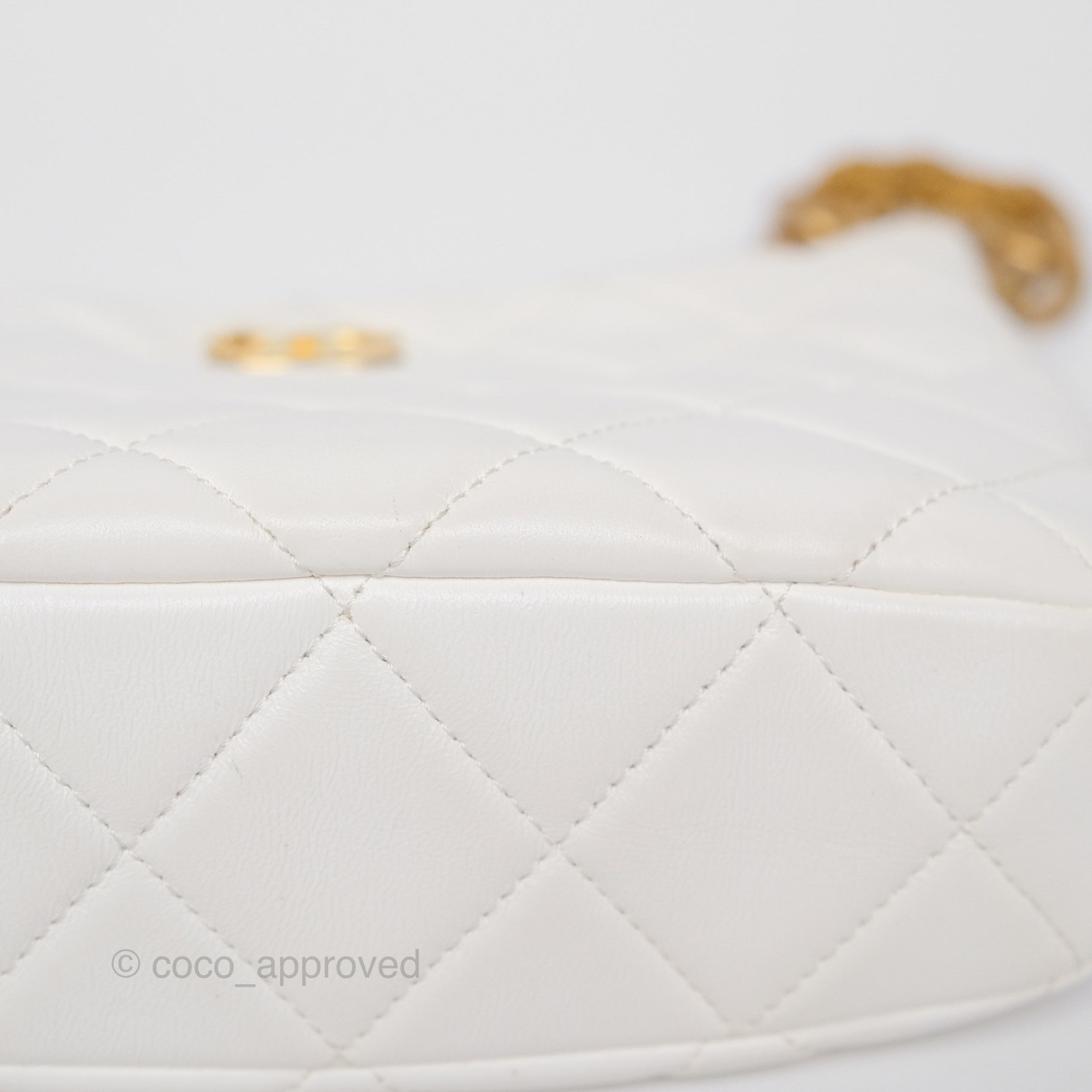 Chanel Quilted Lambskin Chain Hobo Bag in White with Aged Gold Hardware | Luxury Shoulder Bag for Women | Perfect for Parties, Weddings & Everyday Elegance