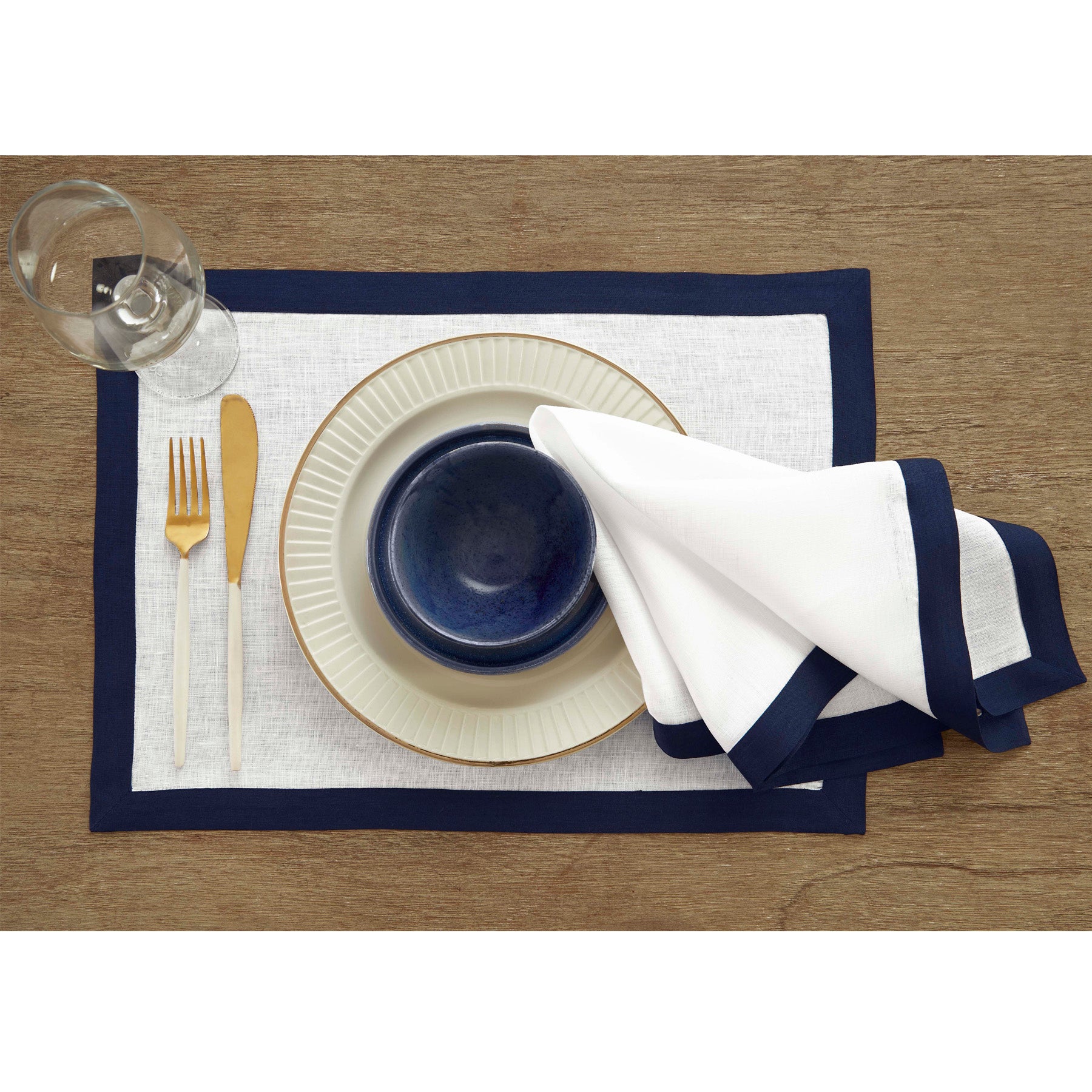 Premium Classic Cotton Napkins - Set of 4 for Elegant Dining, Dinner Parties & Home Decor - Soft & Absorbent Table Linens
