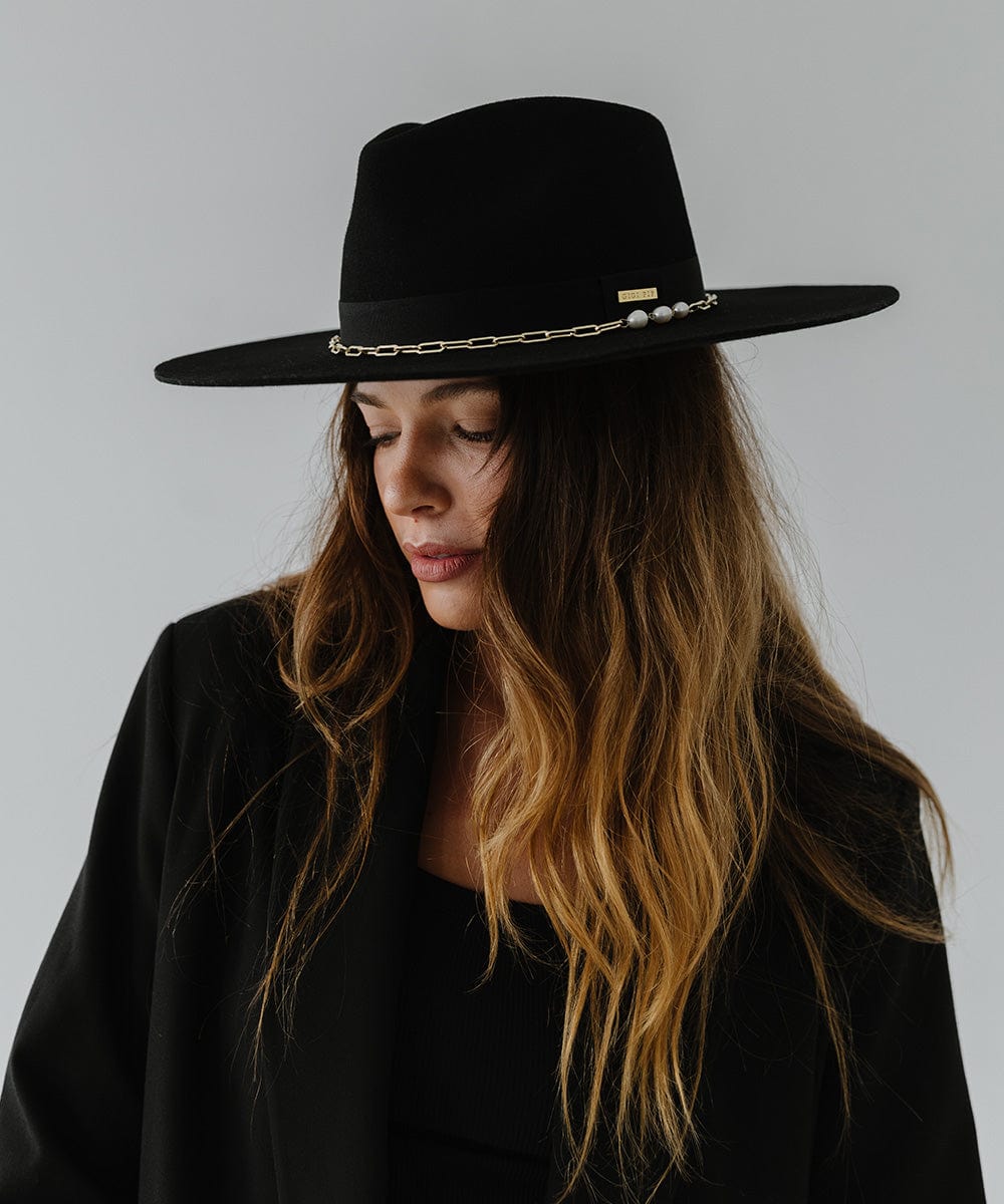 Stylish Black Wide Brim Fedora Hat for Women & Men - Fashionable Sun Protection Accessory for Outdoor Activities, Beach Vacations & Summer Events
