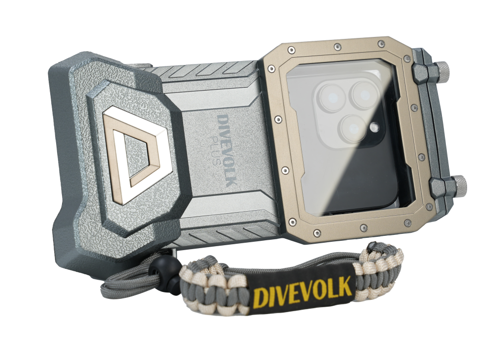 Divevolk SeaTouch 4 Max & 4 Max Plus Waterproof Touchscreen Underwater Housing for Scuba Diving, Snorkeling & Underwater Photography