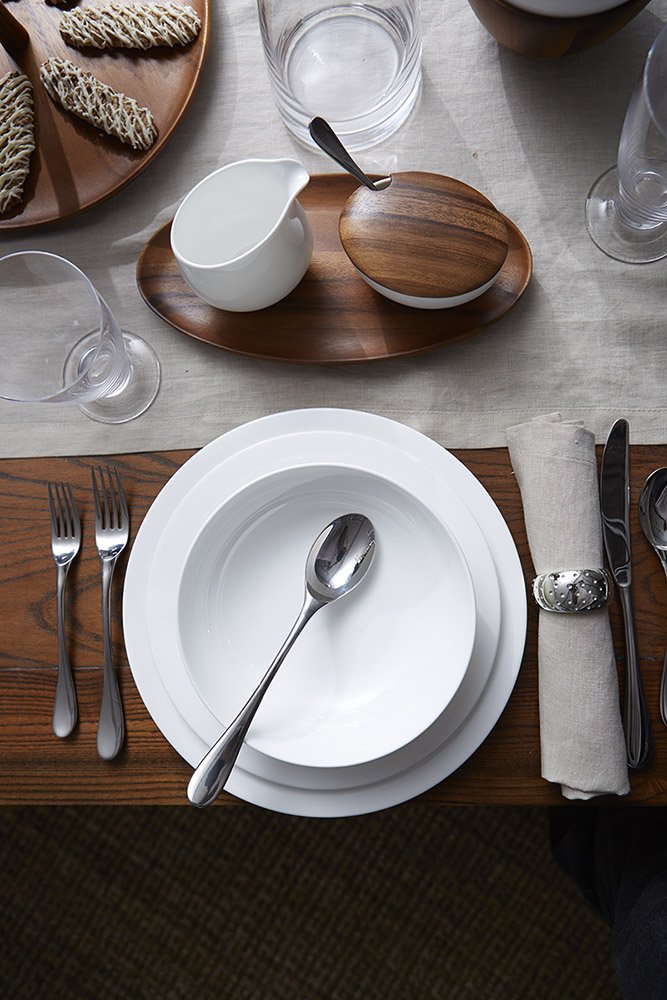 Nambé 4-Piece White Dinnerware Set - Modern Tableware for Everyday Dining & Special Occasions | Elegant Place Settings for Restaurants, Weddings & Home Entertaining