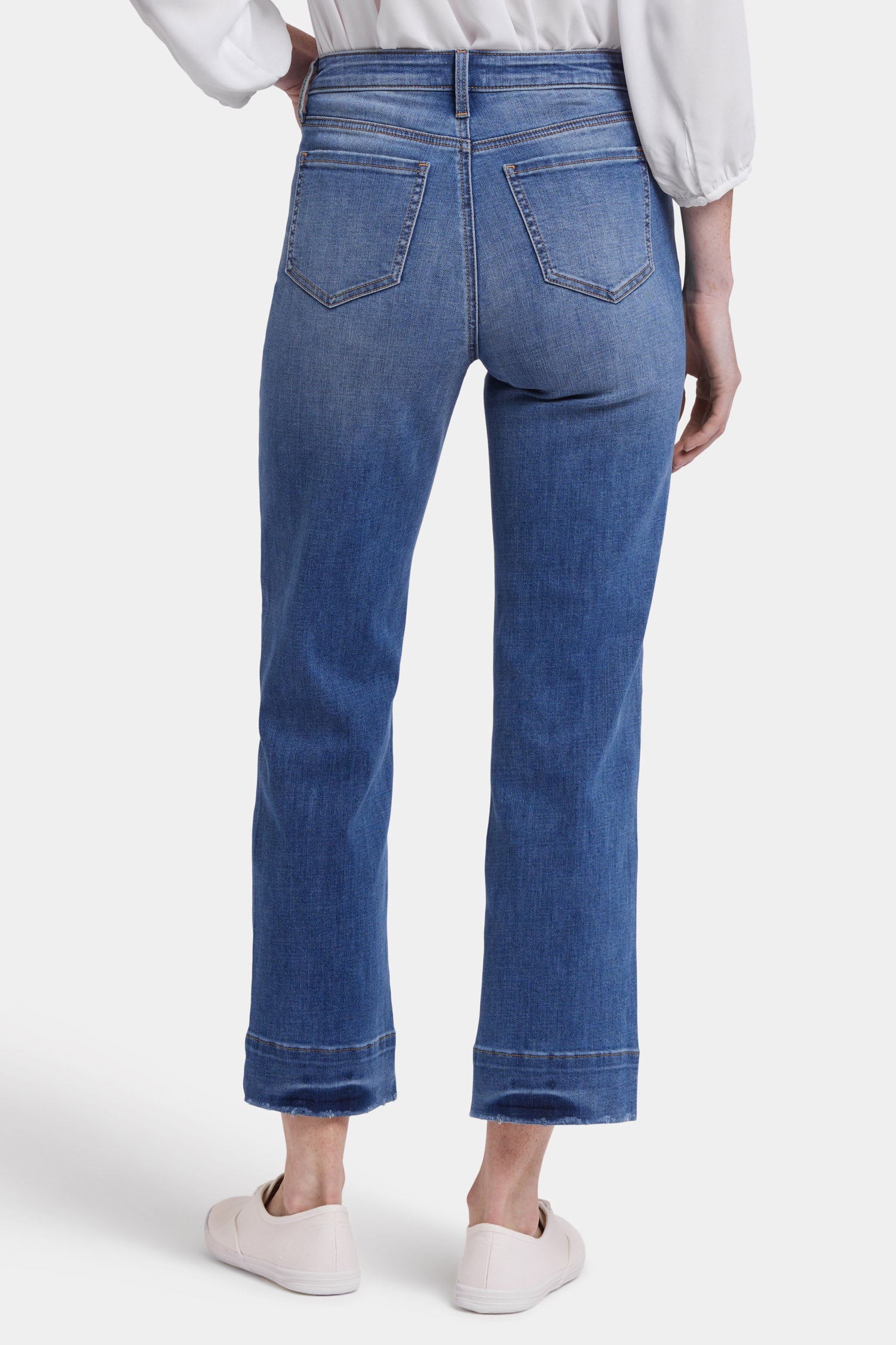 Bailey Relaxed Straight Ankle Jeans for Women - Comfortable Stretch Denim Pants with Bilbao Crest | Perfect for Casual Wear, Office & Everyday Outfits