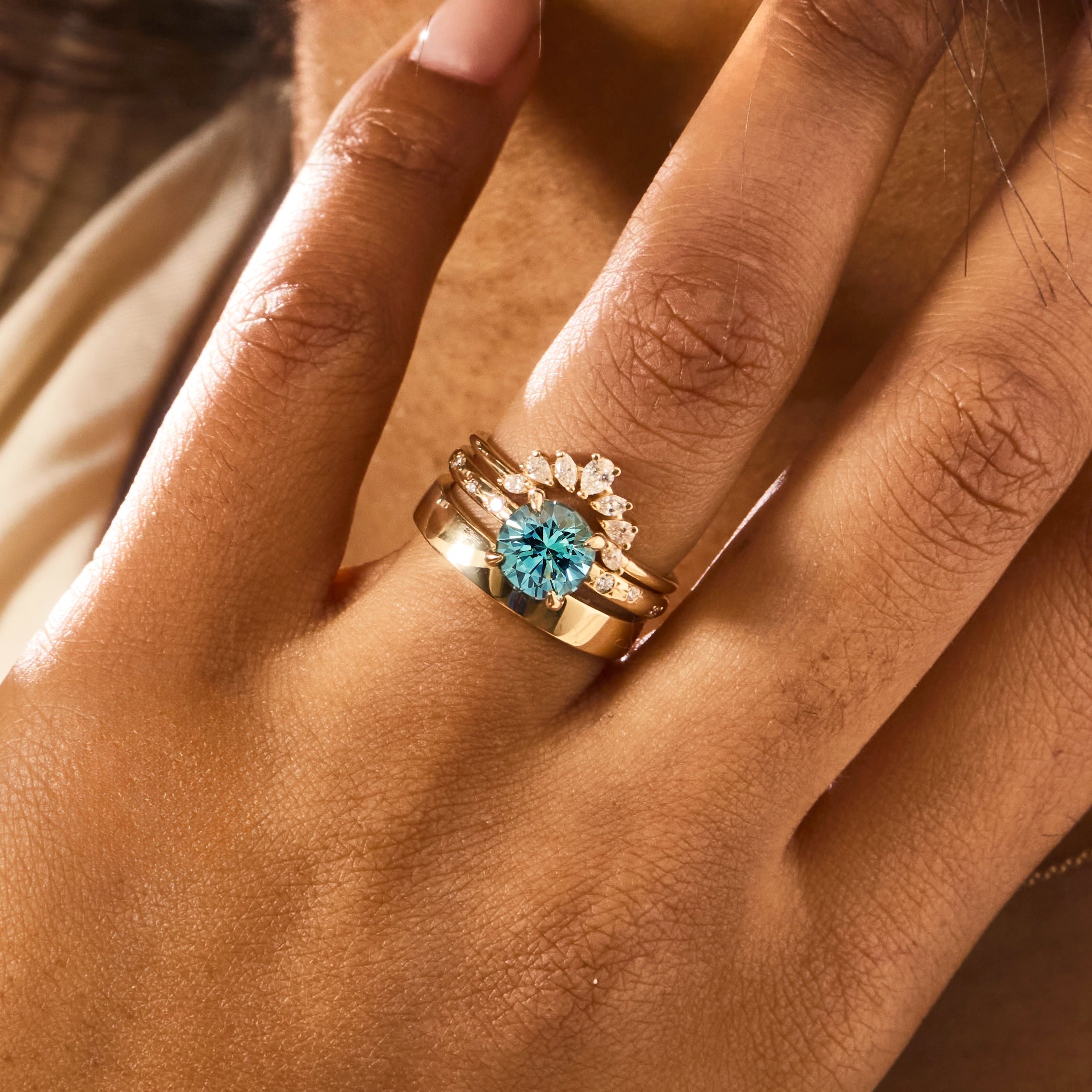 Woodland Grace Unique 14K Yellow Gold Round Sapphire Ring – Perfect for Weddings, Anniversaries & Special Occasions
