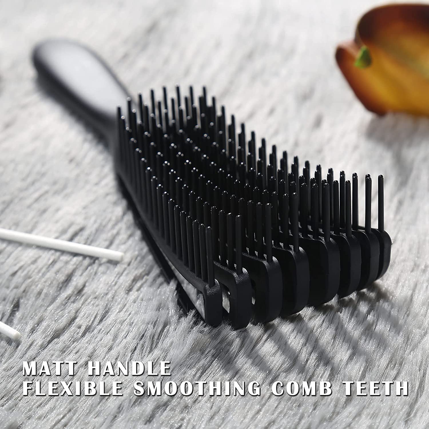 MISSLOOK Detangling Hair Brush for Adults & Kids - Wet & Dry Hair Comb - Knot & Tangle Remover - Pain-Free Hair Care - Perfect for Shower, Travel & Daily Styling