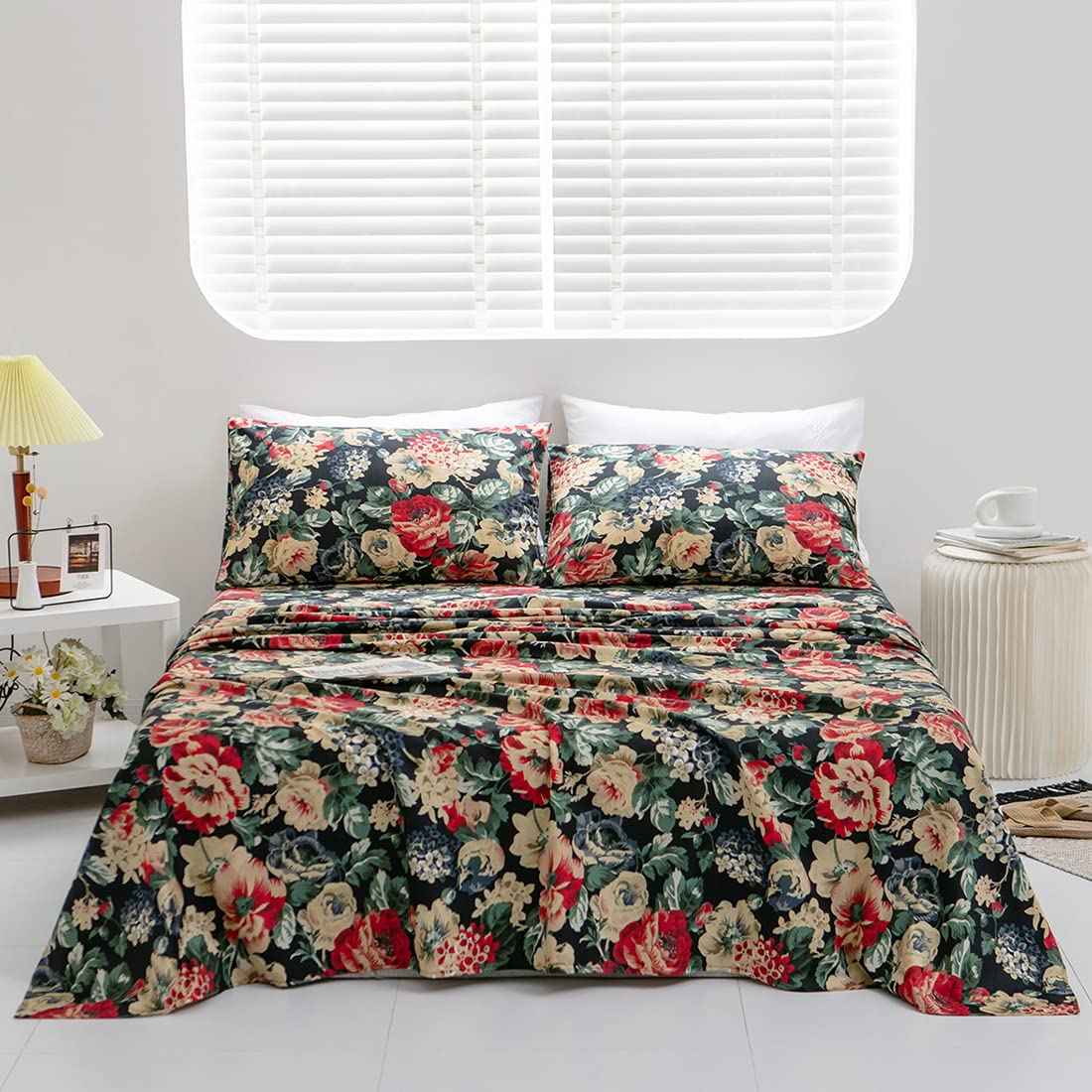 VCTOPS 4-Piece Queen Size Floral Printed Bed Sheet Set - Soft Brushed Microfiber Bedding Includes 1 Fitted Sheet, 1 Flat Sheet & 2 Pillowcases (Flower Pattern) - Perfect for Master Bedroom, Guest Room & Vacation Homes