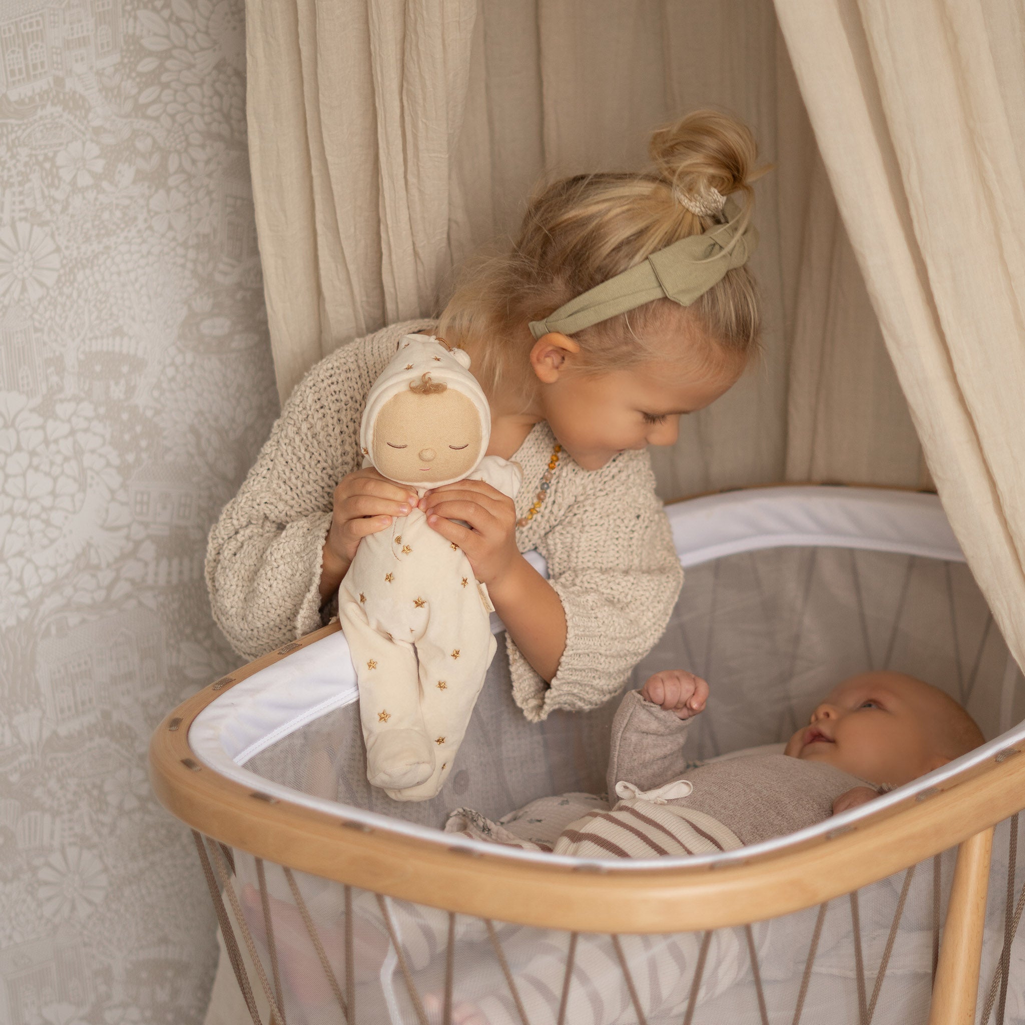 Lullaby Dozy Dinkum Lyra Baby Sleep Aid - Soothing Musical Plush Toy for Newborns & Infants | Perfect for Bedtime, Nursery, and Travel
