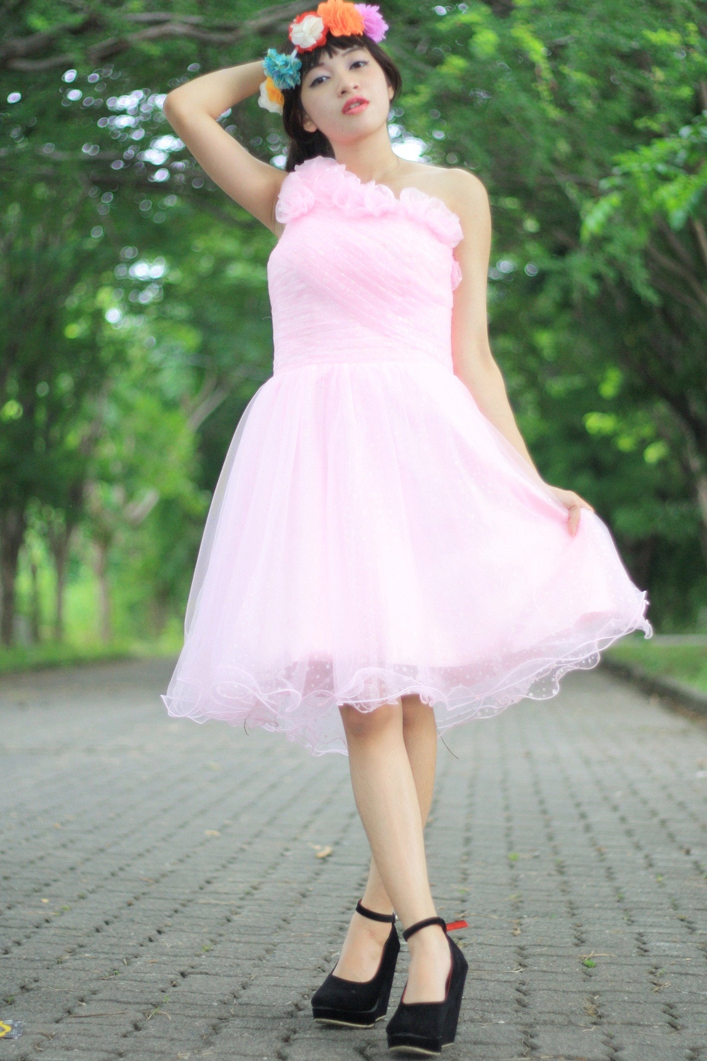 Elegant A-Line One Shoulder Knee-Length Tulle Handmade Flower Homecoming Dress for Prom, Party & Special Occasions