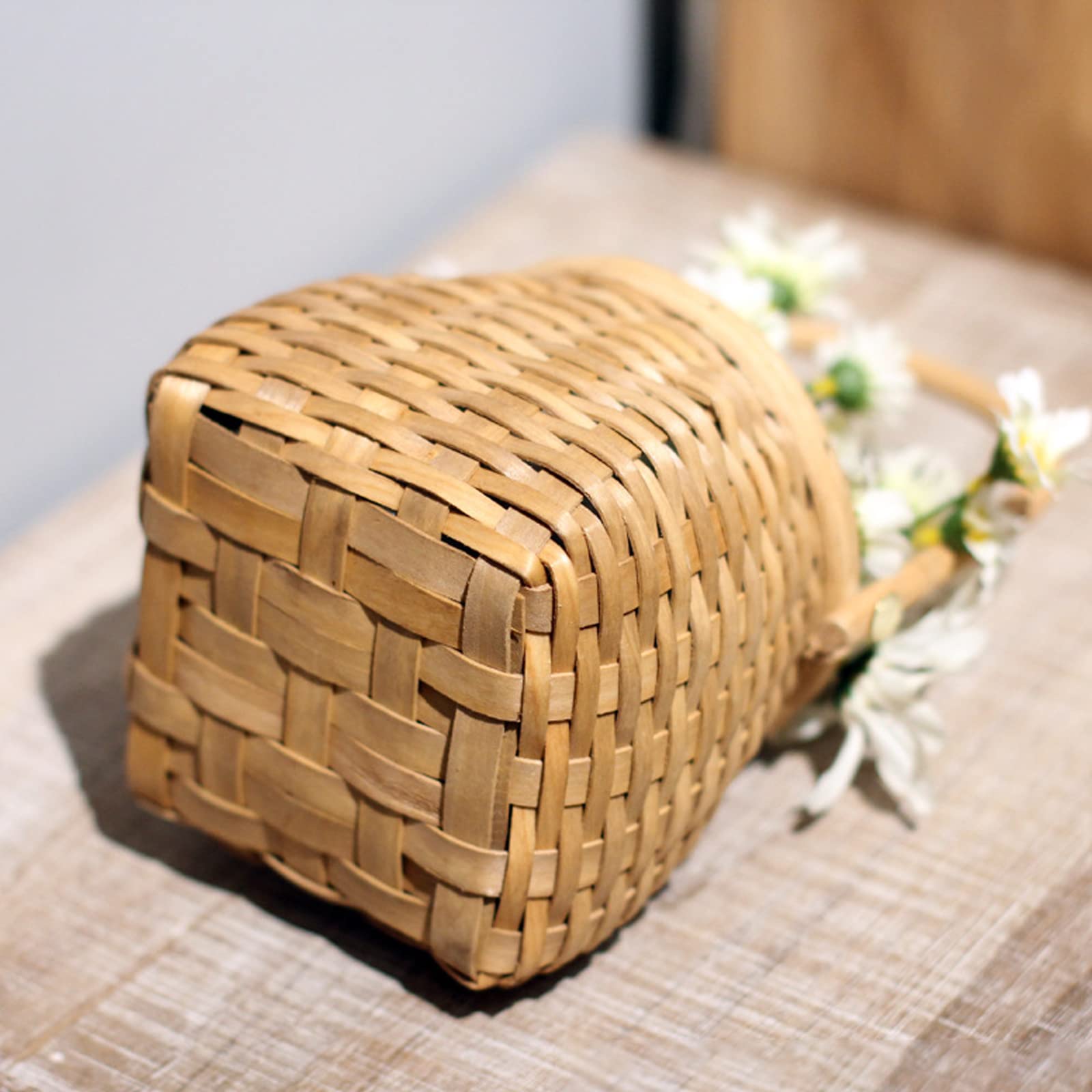 Wnvivi Set of 2 Wicker Rattan Flower Baskets with Handles - Rustic Mini Picnic Baskets for Wedding Flower Girls, Home Decor & Floral Arrangements | Perfect for Bridal Showers, Garden Parties & Boho Weddings