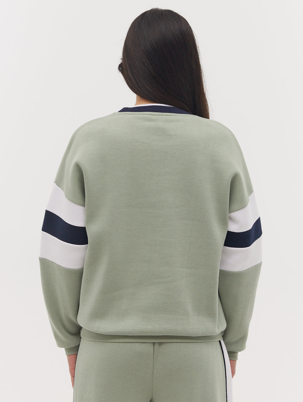 Hendra Stripe Sleeve Crew Neck Sweatshirt for Women | Casual Comfort Pullover | Perfect for Everyday Wear, Lounging & Weekend Outfits