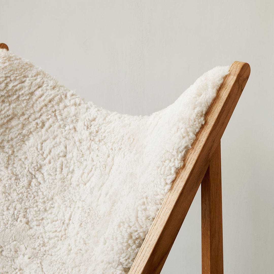 Cozy Knitting Lounge Chair for Relaxation - Ergonomic Design with Soft Cushions - Perfect for Reading, Knitting, or Napping in Living Room & Bedroom