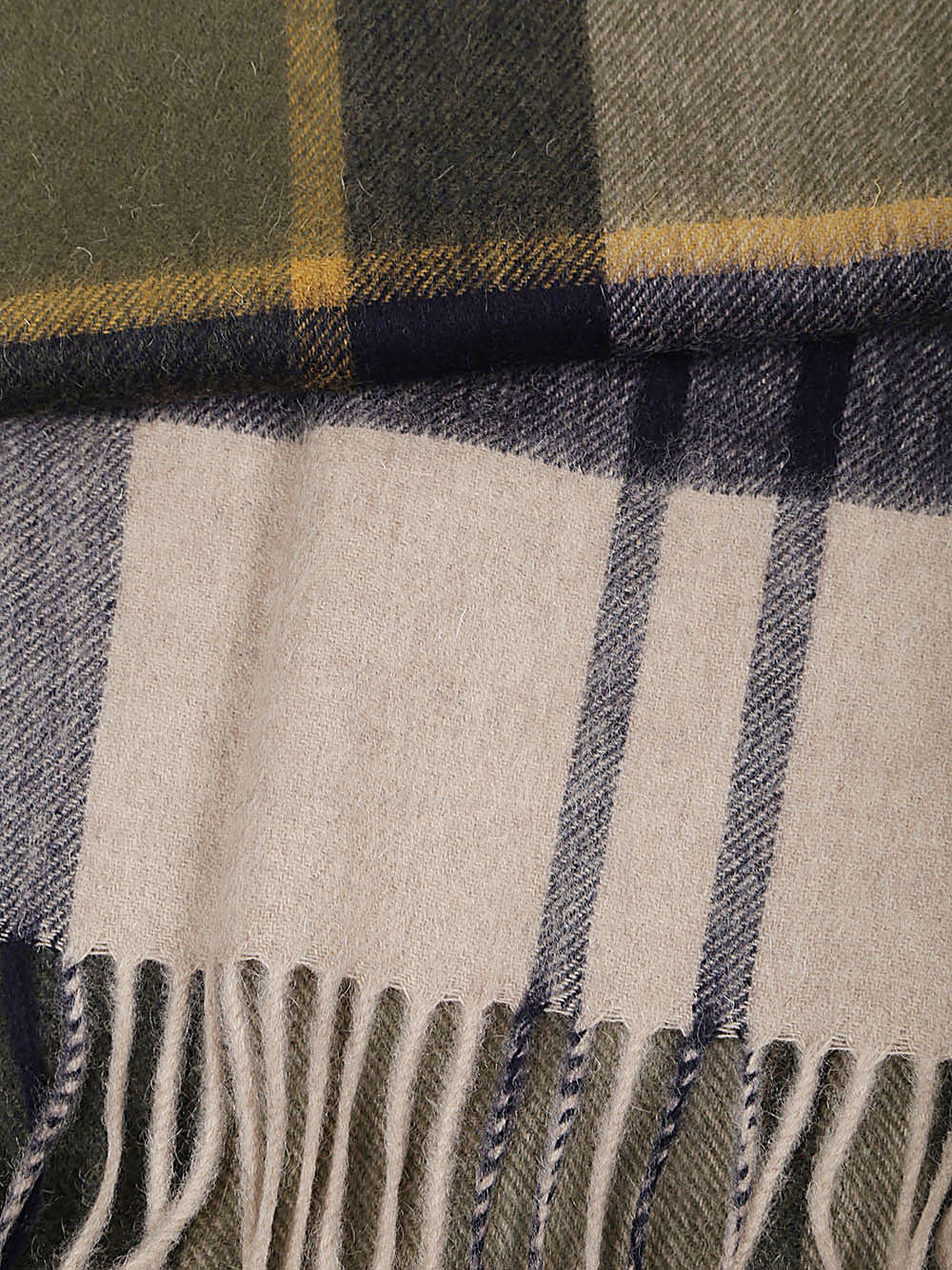 Barbour Green Scarf for Women & Men - Classic Tartan Wool Scarf - Warm Winter Accessory for Outdoor Activities & Casual Fashion
