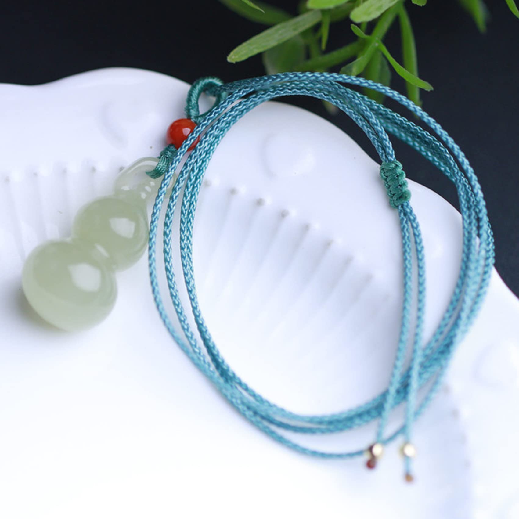 Natural Hetian Jade Necklace with Wu Lou/Calabash Charm - Nephrite Jade Pendant for Good Luck & Meditation | Feng Shui Jewelry, Vintage Gemstone Long Necklace for Spiritual Protection & Positive Energy | Perfect for Yoga, Mindfulness Practice & Gift Giving