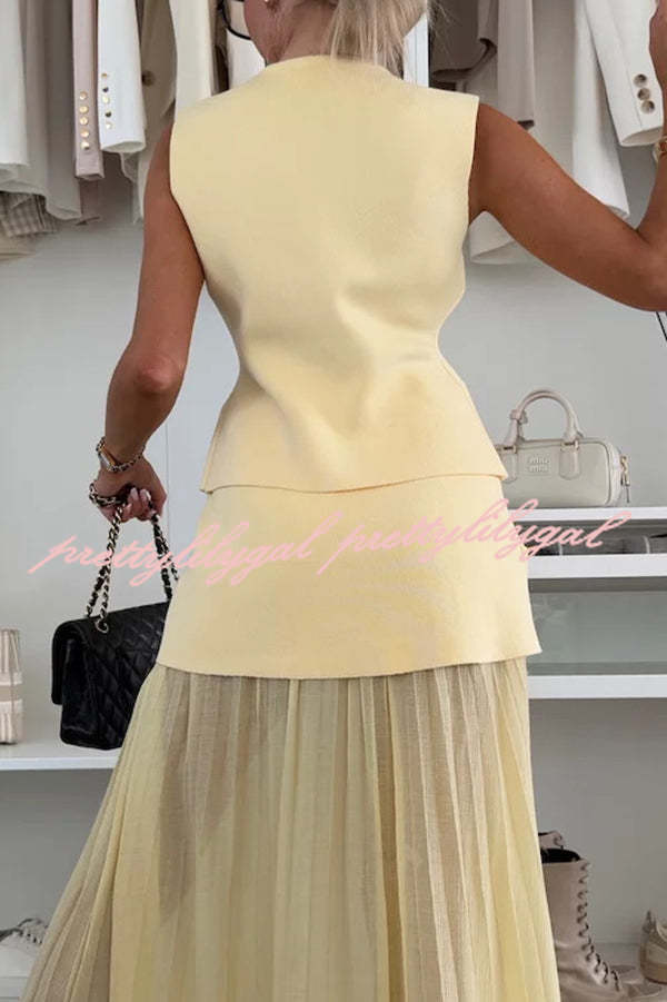 Stylish & Elegant Knit Gold Button V-Neck Loose Vest for Women | Casual & Office Wear | Fall & Winter Fashion Layering Piece