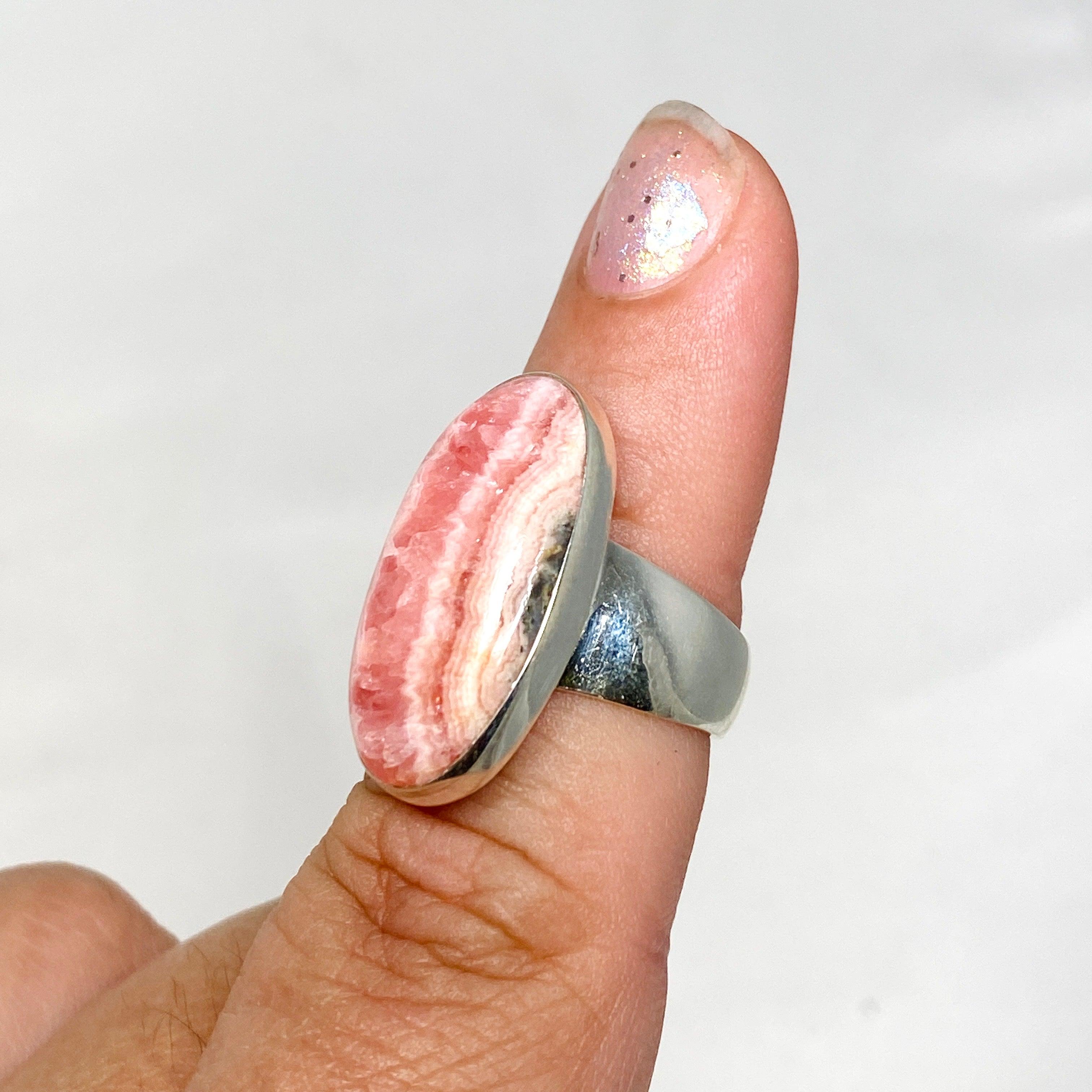 Rhodochrosite Oval Ring Size 7 KRGJ3163 - Elegant Gemstone Jewelry for Women, Perfect for Valentine's Day Gifts & Special Occasions