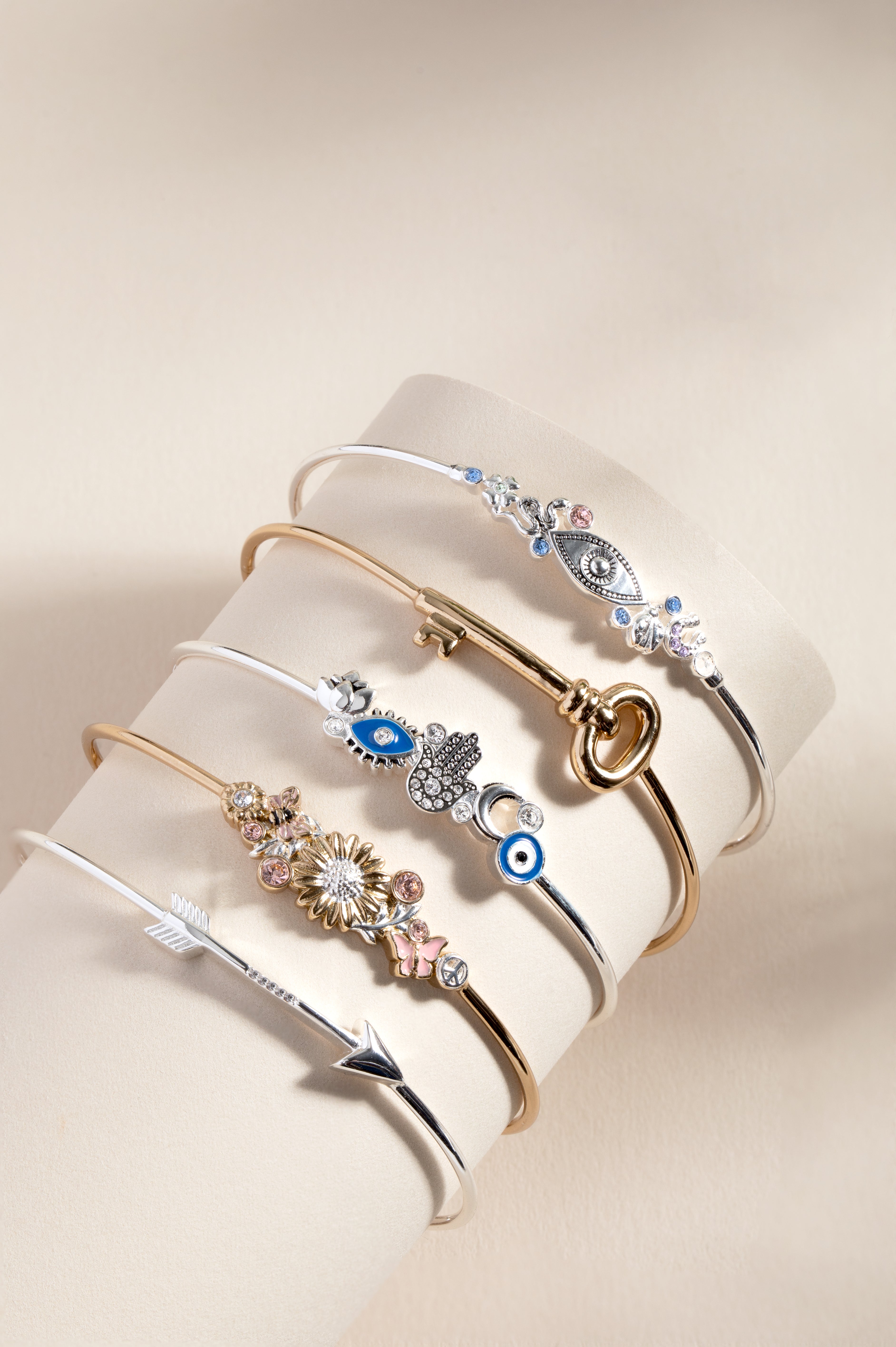 Elegant Floral Inline Bangle Bracelet for Women - Fashionable Gold/Silver Adjustable Cuff - Perfect for Weddings, Parties & Everyday Wear