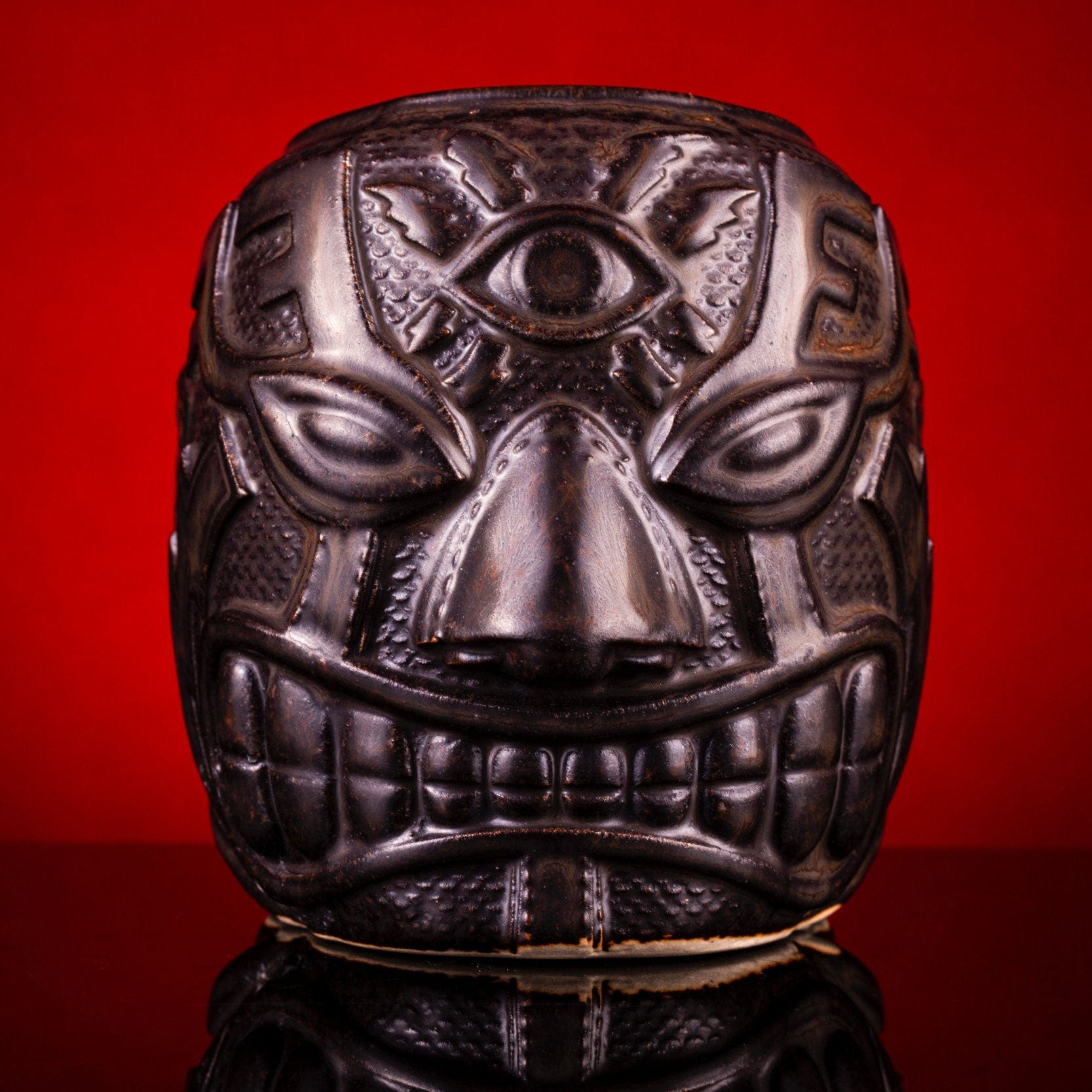 El Ojo Fantastico Tiki Mug - Reclusa Parda Variant | Handcrafted Ceramic Tiki Cup for Tropical Cocktails, Home Bar Decor & Themed Parties