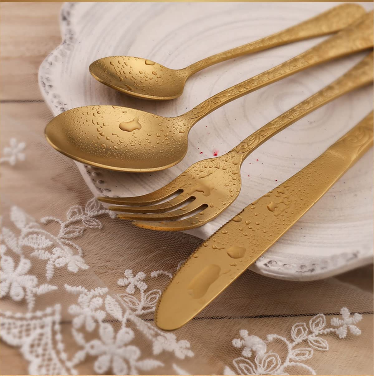 IKXO 40-Piece Stainless Steel Flatware Set for 8 - Elegant Mirror Polished Silverware with Dinner Knives, Forks & Spoons | Retro Design, Dishwasher Safe | Perfect for Formal Dining, Wedding Registry & Holiday Entertaining
